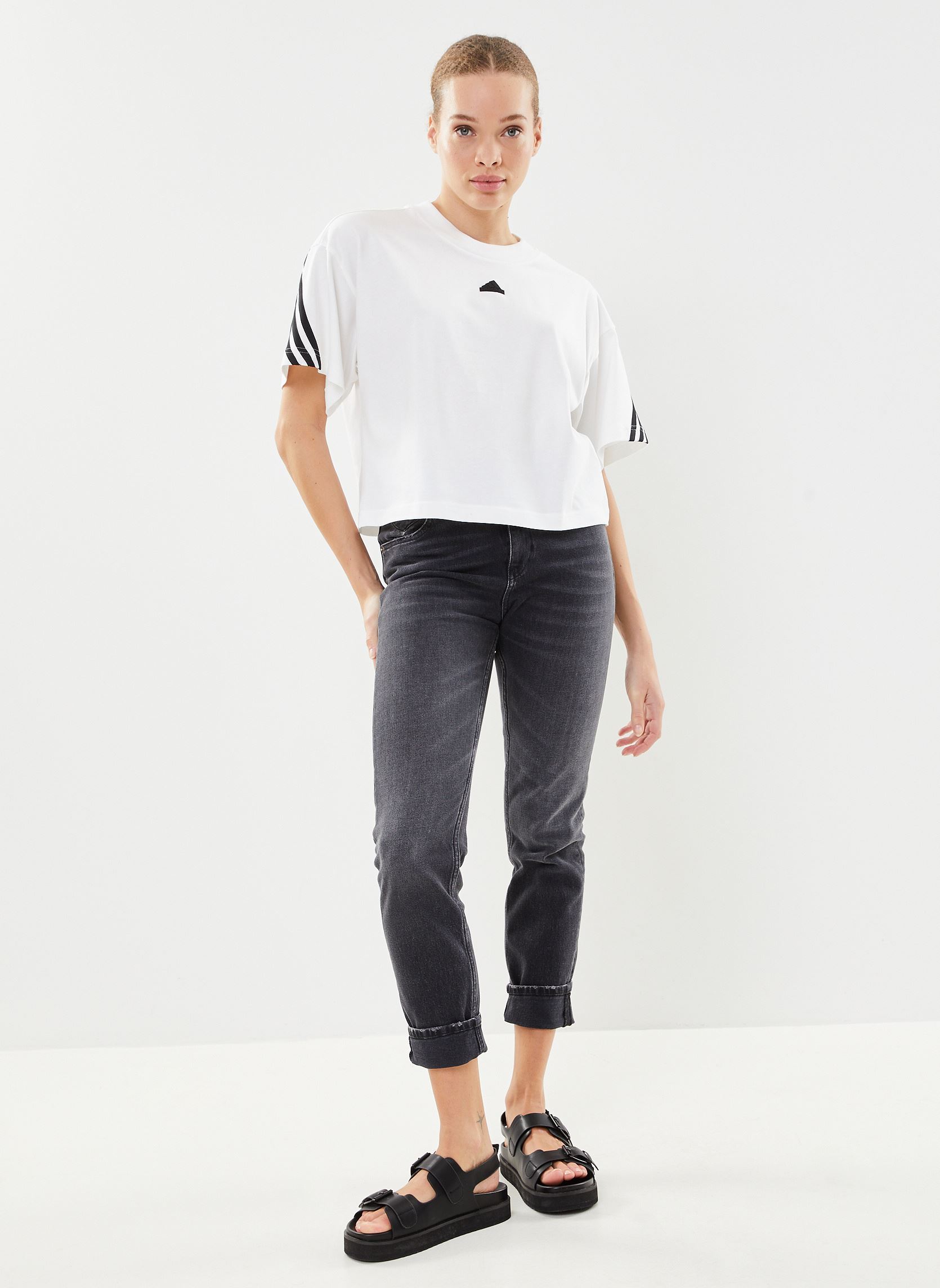 Tee-shirts manches courtes W FI 3S Tee/ femme blanc adidas sportswear Tee-shirts manches courtes W FI 3S Tee/ femme blanc Blanc