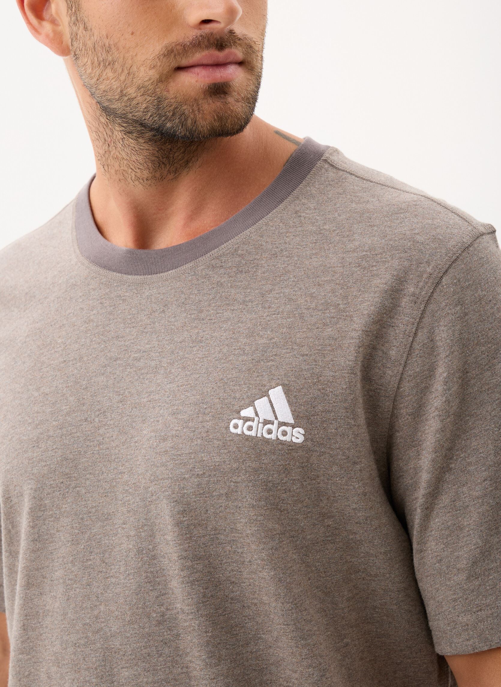 Kurzarm-T-Shirts M MEL T herren braun adidas sportswear Kurzarm-T-Shirts M MEL T herren braun marron