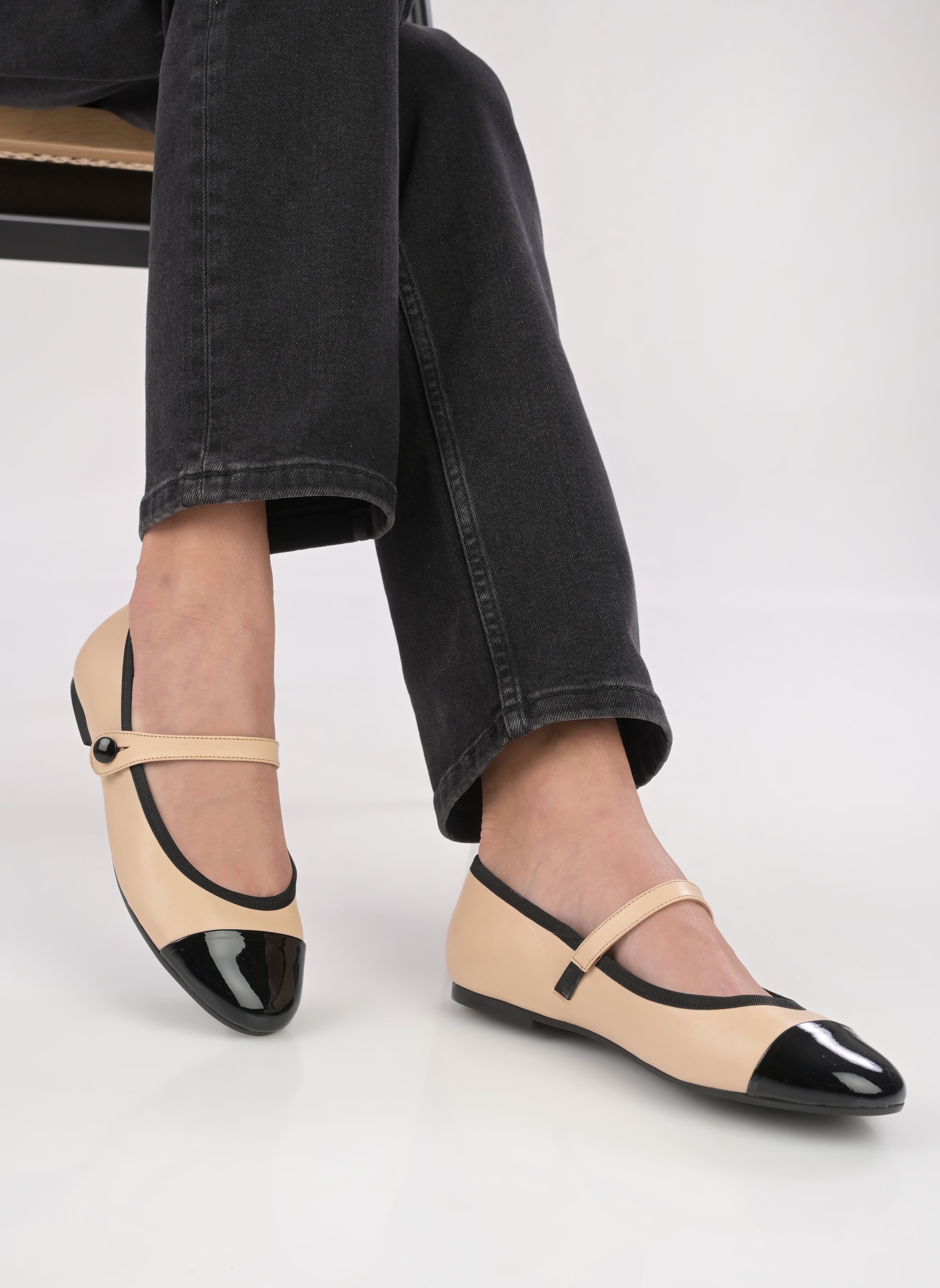 Ballerines classiques DREUX femme beige Jonak Ballerines classiques DREUX femme beige Noirbeige