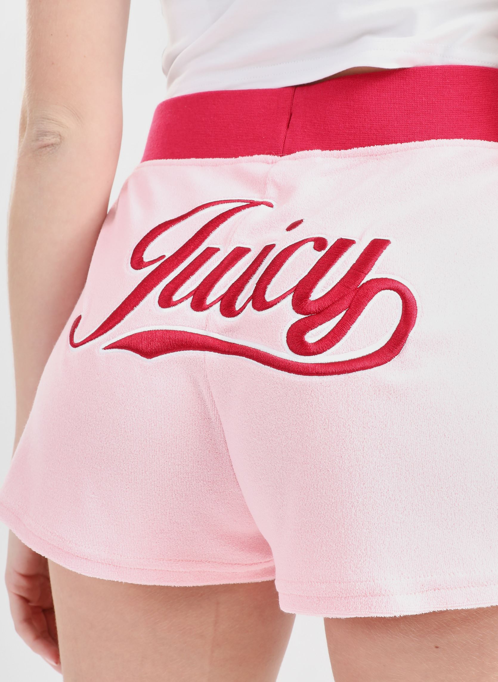 Shorts Zachary Retro Short femme rose JUICY COUTURE Shorts Zachary Retro Short femme rose CANDY PINK
