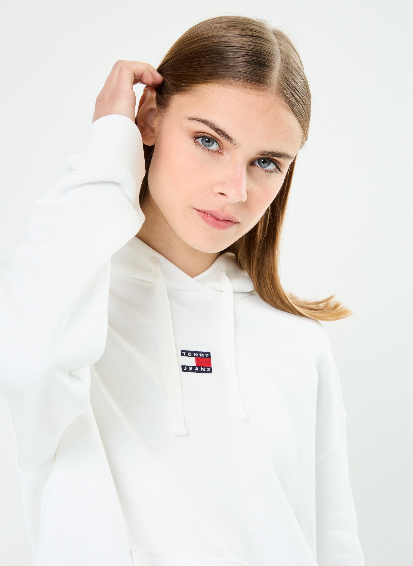 Sweats à capuche Tjw Bxy Badge Hoodie femme blanc Tommy Jeans Sweats à capuche Tjw Bxy Badge Hoodie femme blanc WHITE