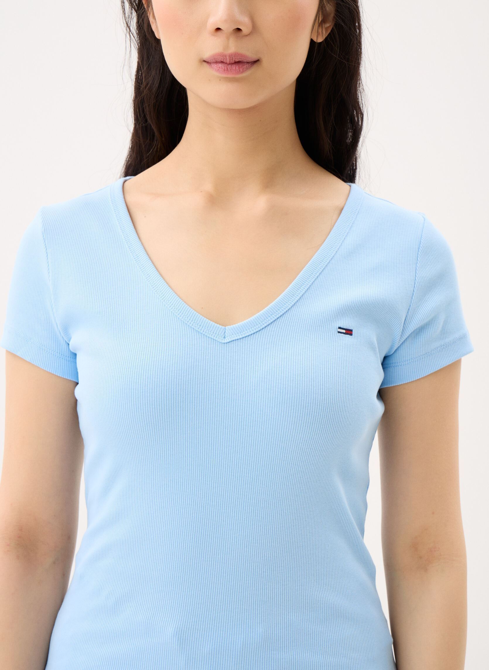 Tee-shirts manches courtes Tjw Slim Essential femme bleu Tommy Jeans Tee-shirts manches courtes Tjw Slim Essential femme bleu LIGHT POWDERY BLUE