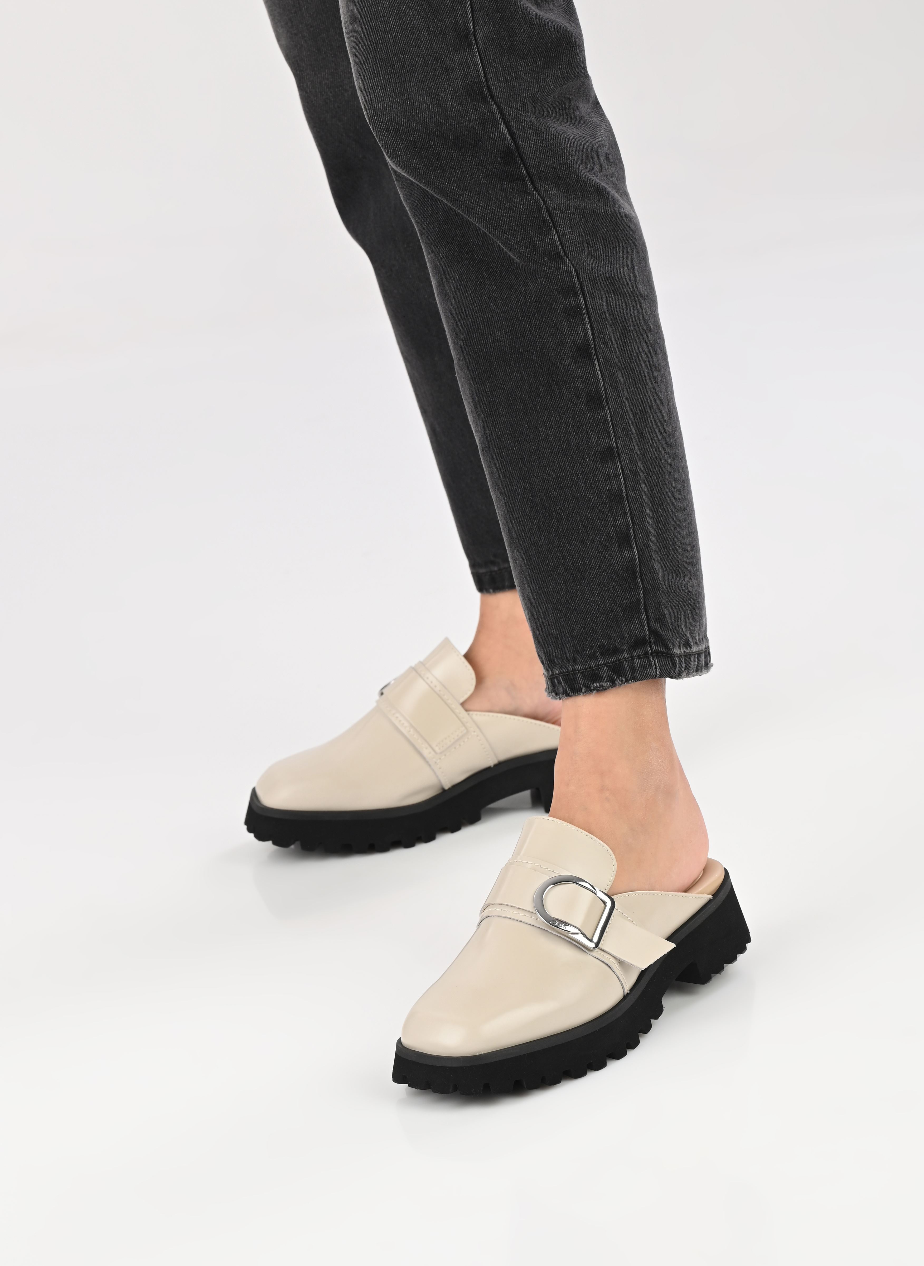 Pantoletten und Clogs Stayso Free damen weiß Clarks Pantoletten und Clogs Stayso Free damen weiß IVORY LEATHER