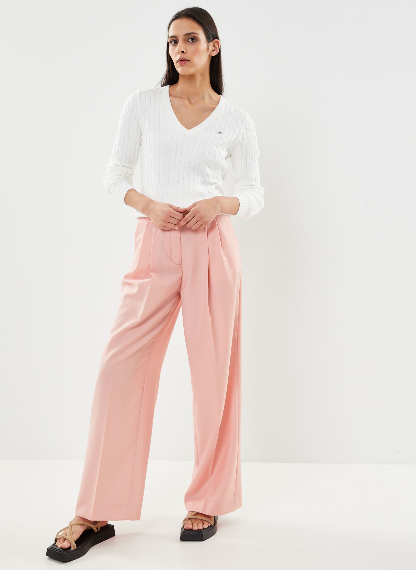 Pulls Stretch Cotton Cable V-Neck femme blanc GANT Pulls Stretch Cotton Cable V-Neck femme blanc Eggshell