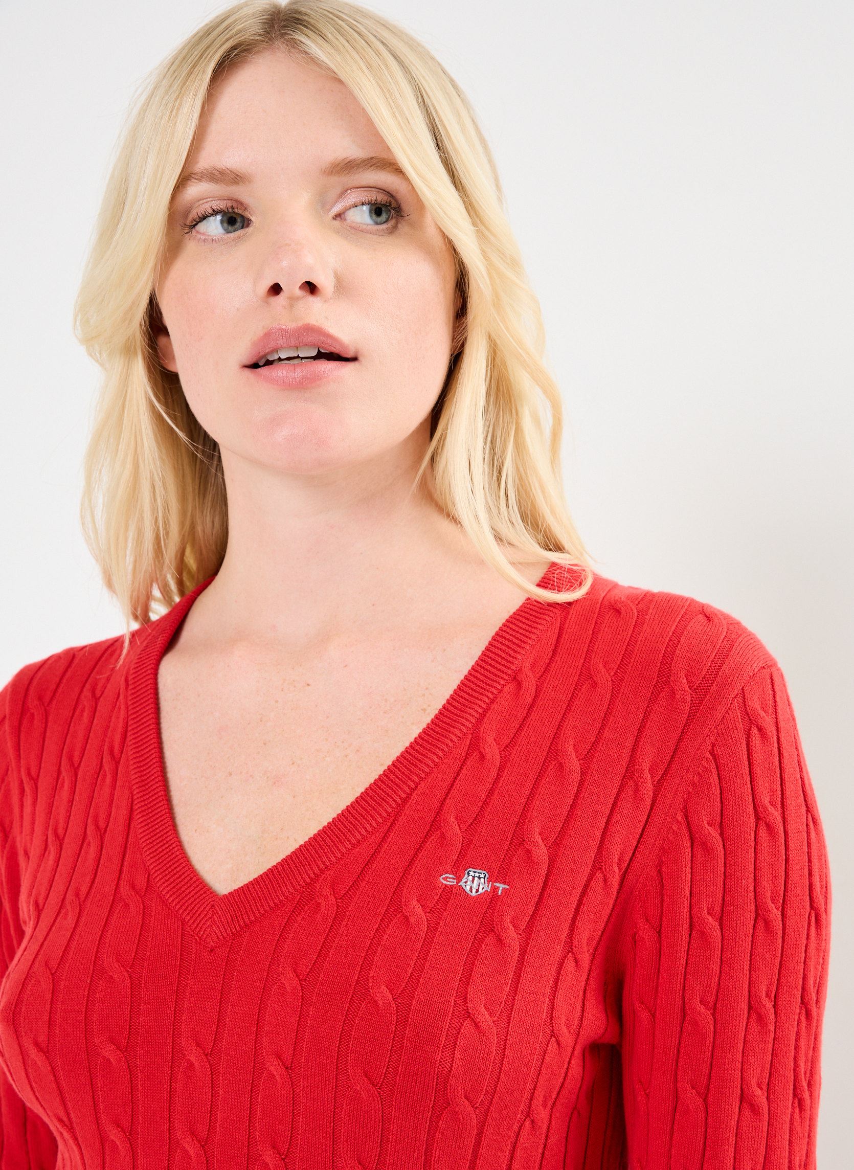 Pulls Stretch Cotton Cable V-Neck femme rouge GANT Pulls Stretch Cotton Cable V-Neck femme rouge ROUGE PALE