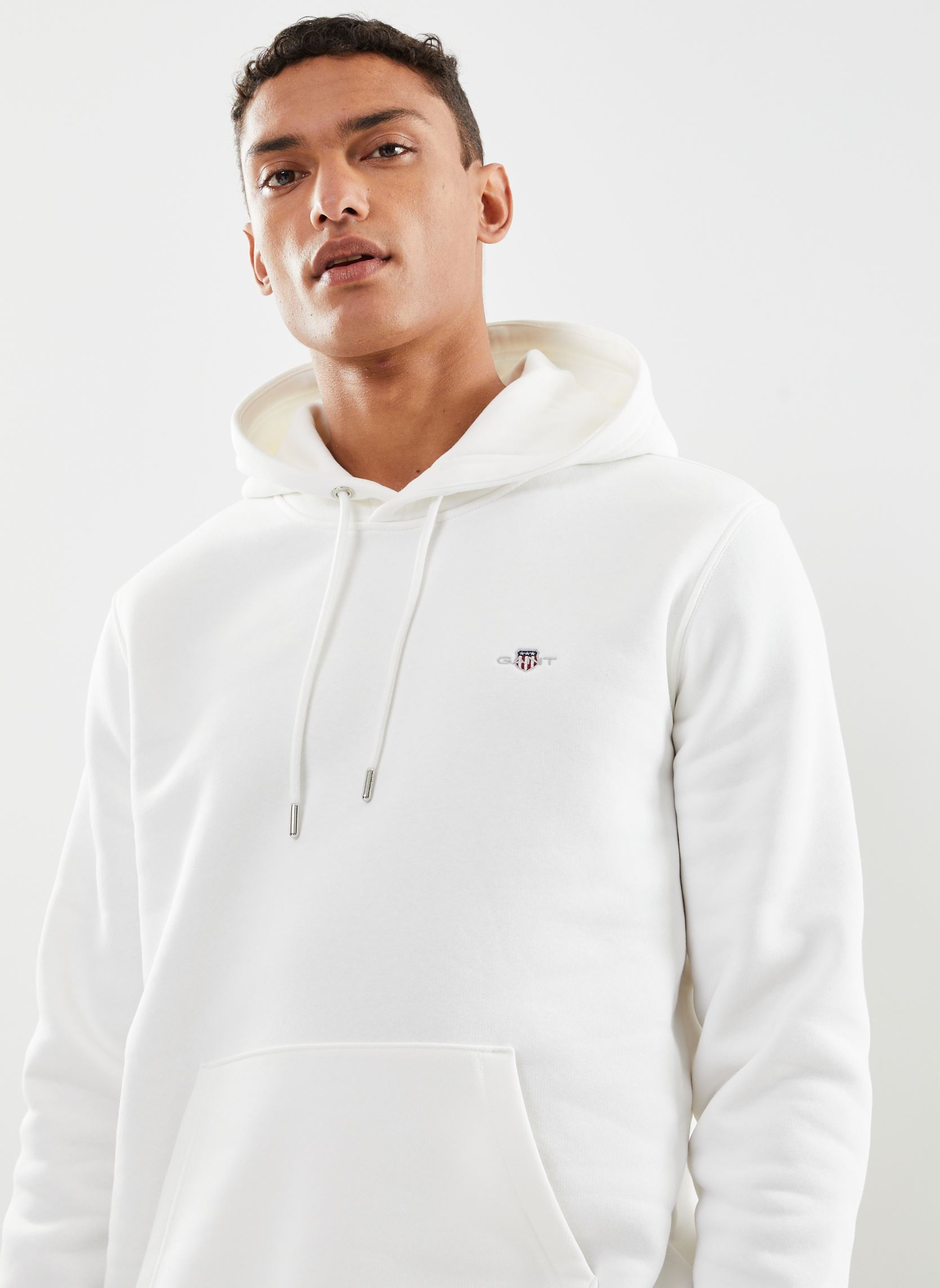 Hoodies Reg Shield Hoodie heren wit GANT Hoodies Reg Shield Hoodie heren wit COQUILLE OEUF