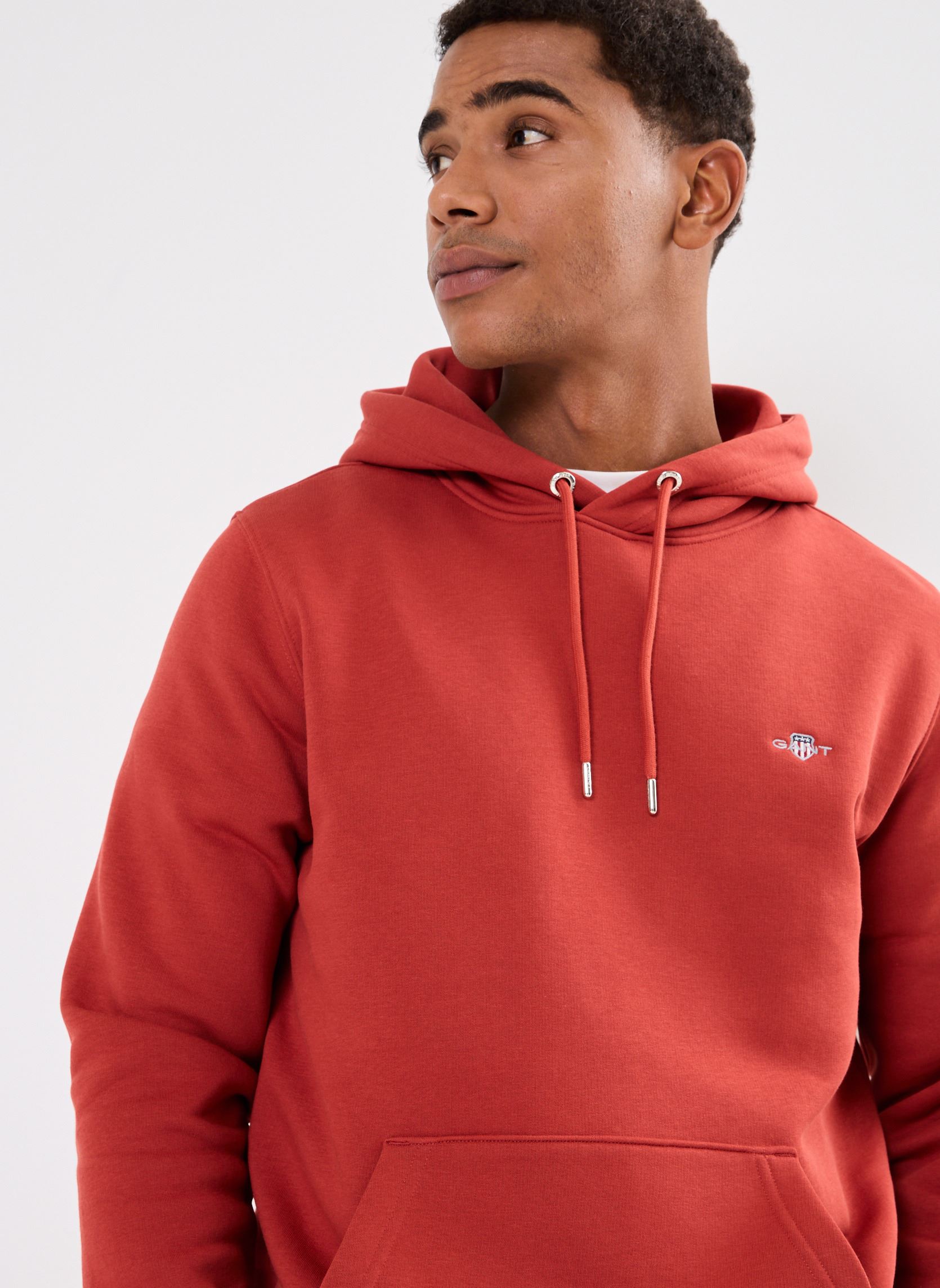 Hoodies Reg Shield Hoodie heren rood GANT Hoodies Reg Shield Hoodie heren rood ROUGE CHAUD