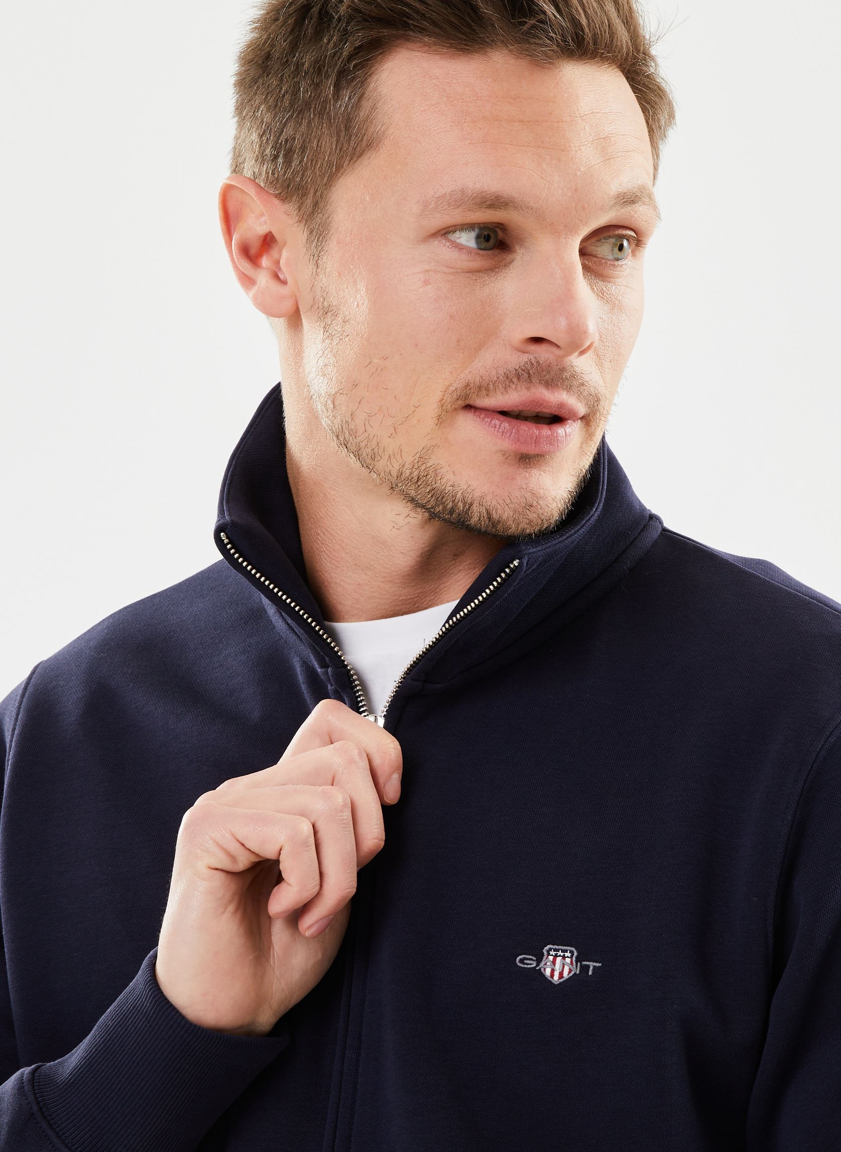 Sweats zippés Reg Shield Full Zip Sweat homme bleu GANT Sweats zippés Reg Shield Full Zip Sweat homme bleu EVENING BLUE