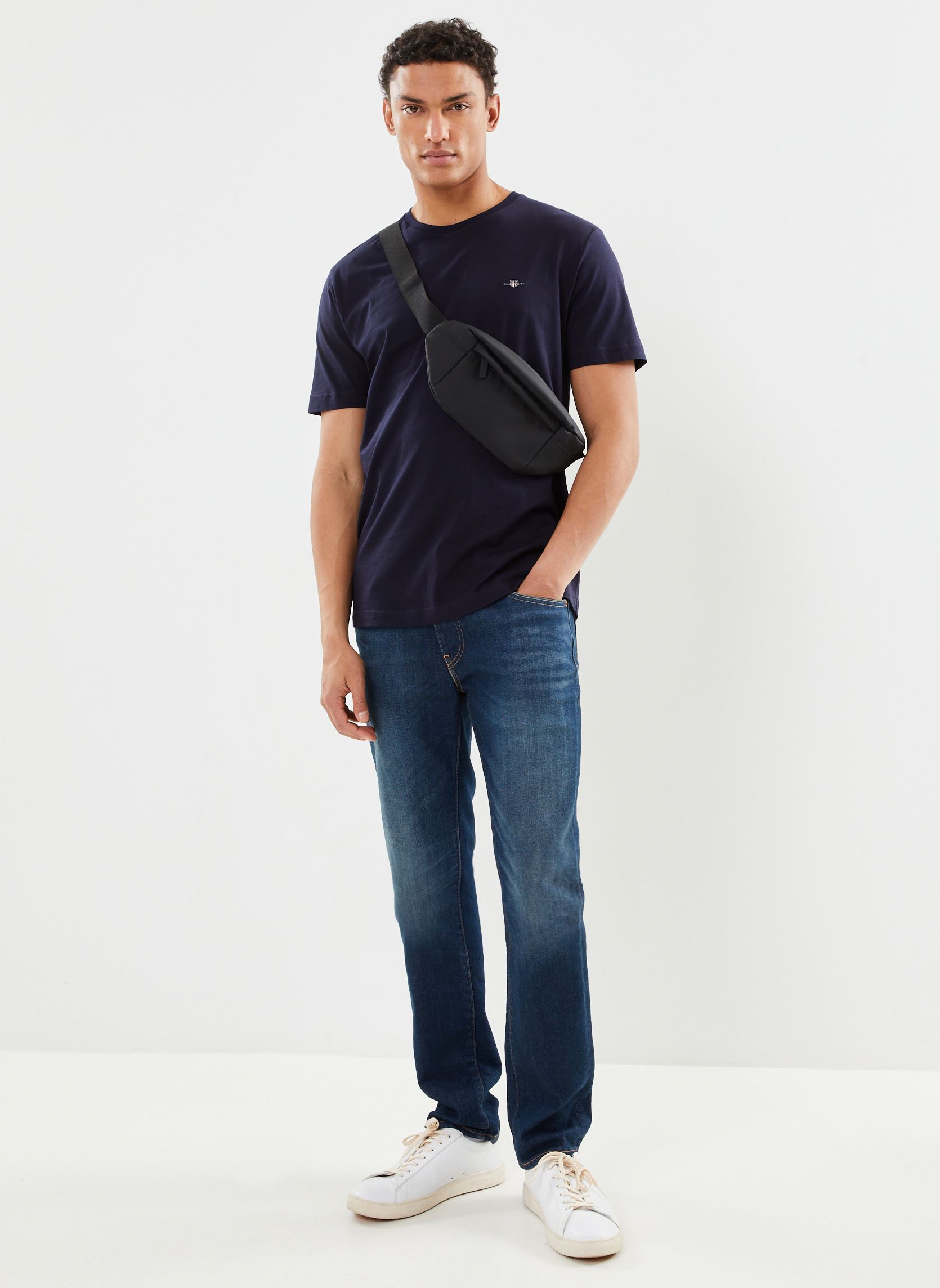 T-shirts met korte mouwen Reg Shield Ss T-Shirt heren blauw GANT T-shirts met korte mouwen Reg Shield Ss T-Shirt heren blauw EVENING BLUE