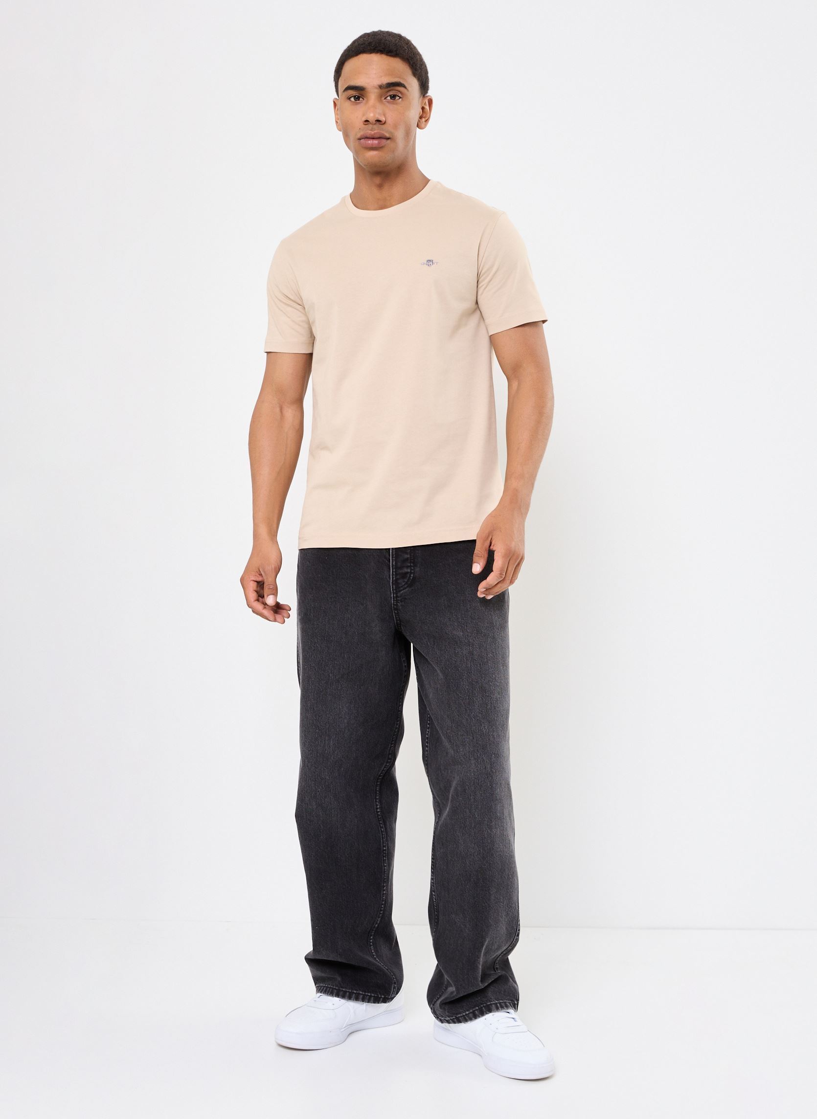 Tee-shirts manches courtes Reg Shield Ss T-Shirt homme beige GANT Tee-shirts manches courtes Reg Shield Ss T-Shirt homme beige GRIS CLAIR