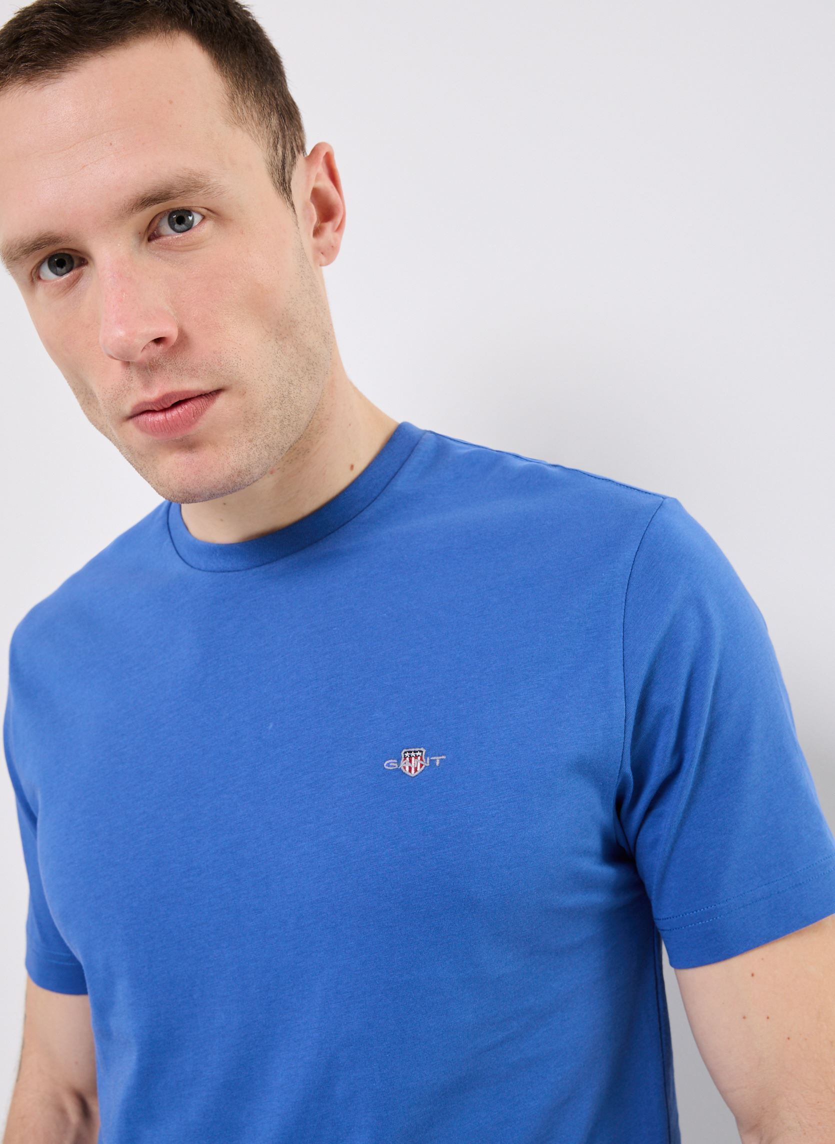 Tee-shirts manches courtes Reg Shield Ss T-Shirt homme bleu GANT Tee-shirts manches courtes Reg Shield Ss T-Shirt homme bleu BLEU ARMEE