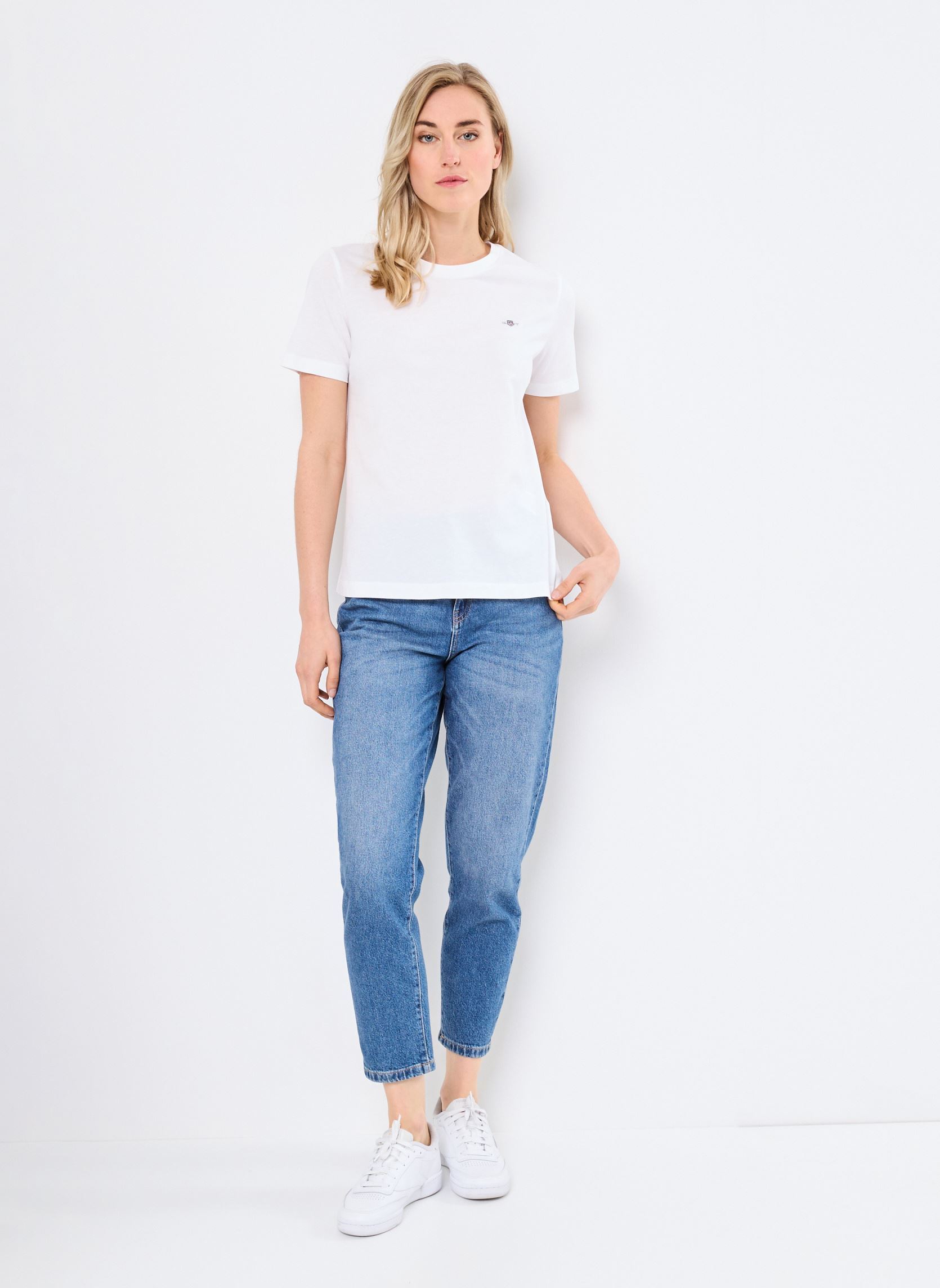 Tee-shirts manches courtes Reg Shield Ss T-Shirt femme blanc GANT Tee-shirts manches courtes Reg Shield Ss T-Shirt femme blanc BLANC