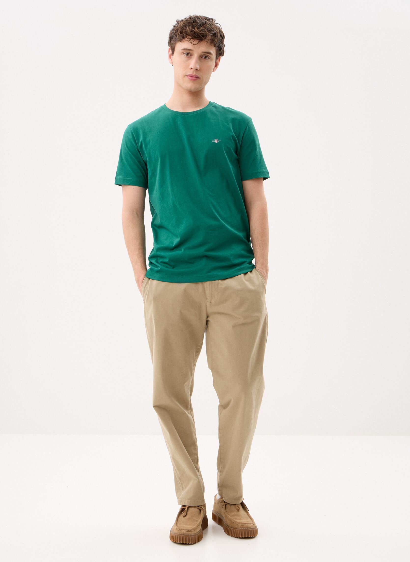 Kurzarm-T-Shirts Reg Shield Ss T-Shirt herren grün GANT Kurzarm-T-Shirts Reg Shield Ss T-Shirt herren grün DEEP FOREST GREEN