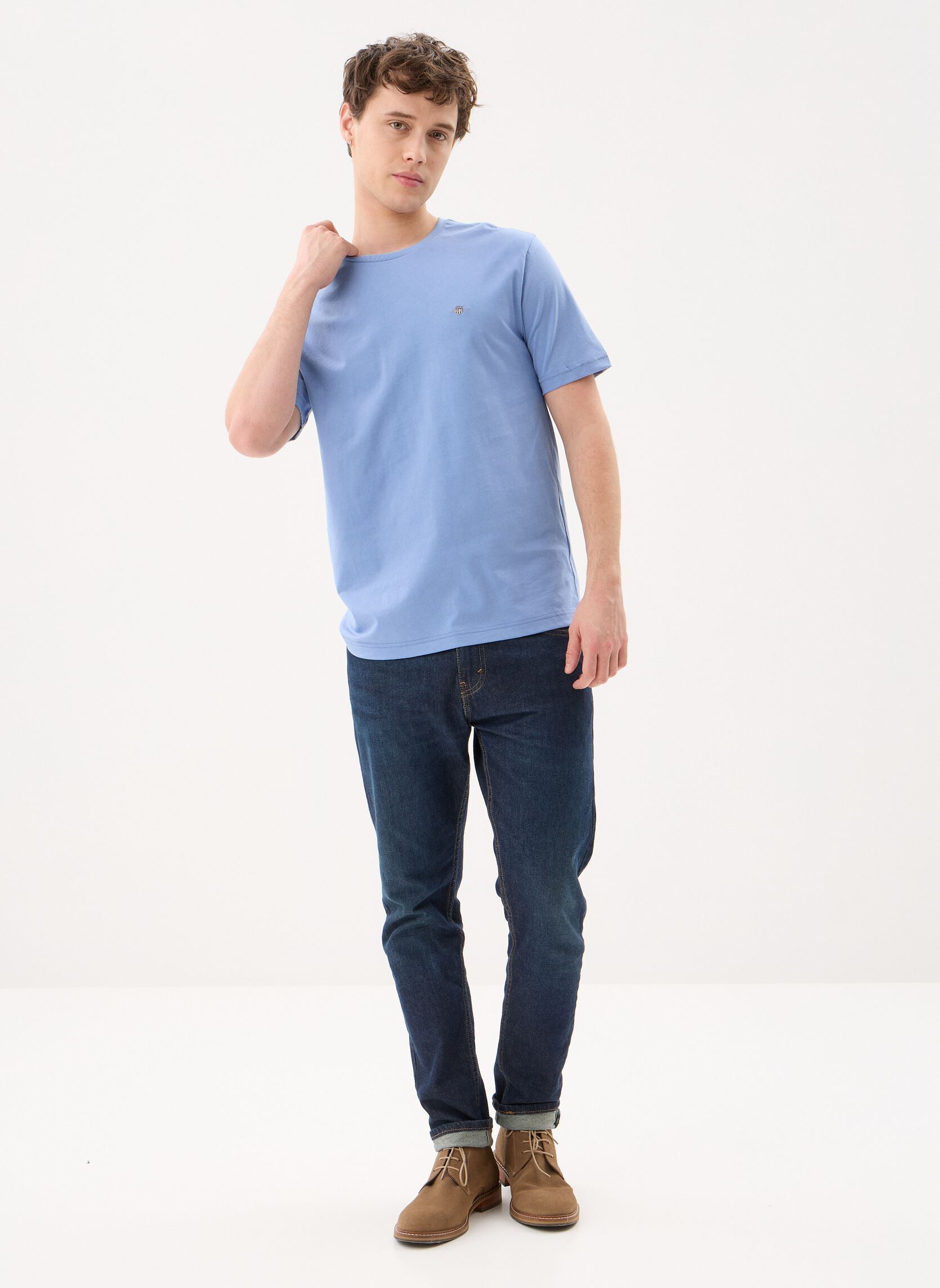T-shirts met korte mouwen Reg Shield Ss T-Shirt heren blauw GANT T-shirts met korte mouwen Reg Shield Ss T-Shirt heren blauw FADED DENIM