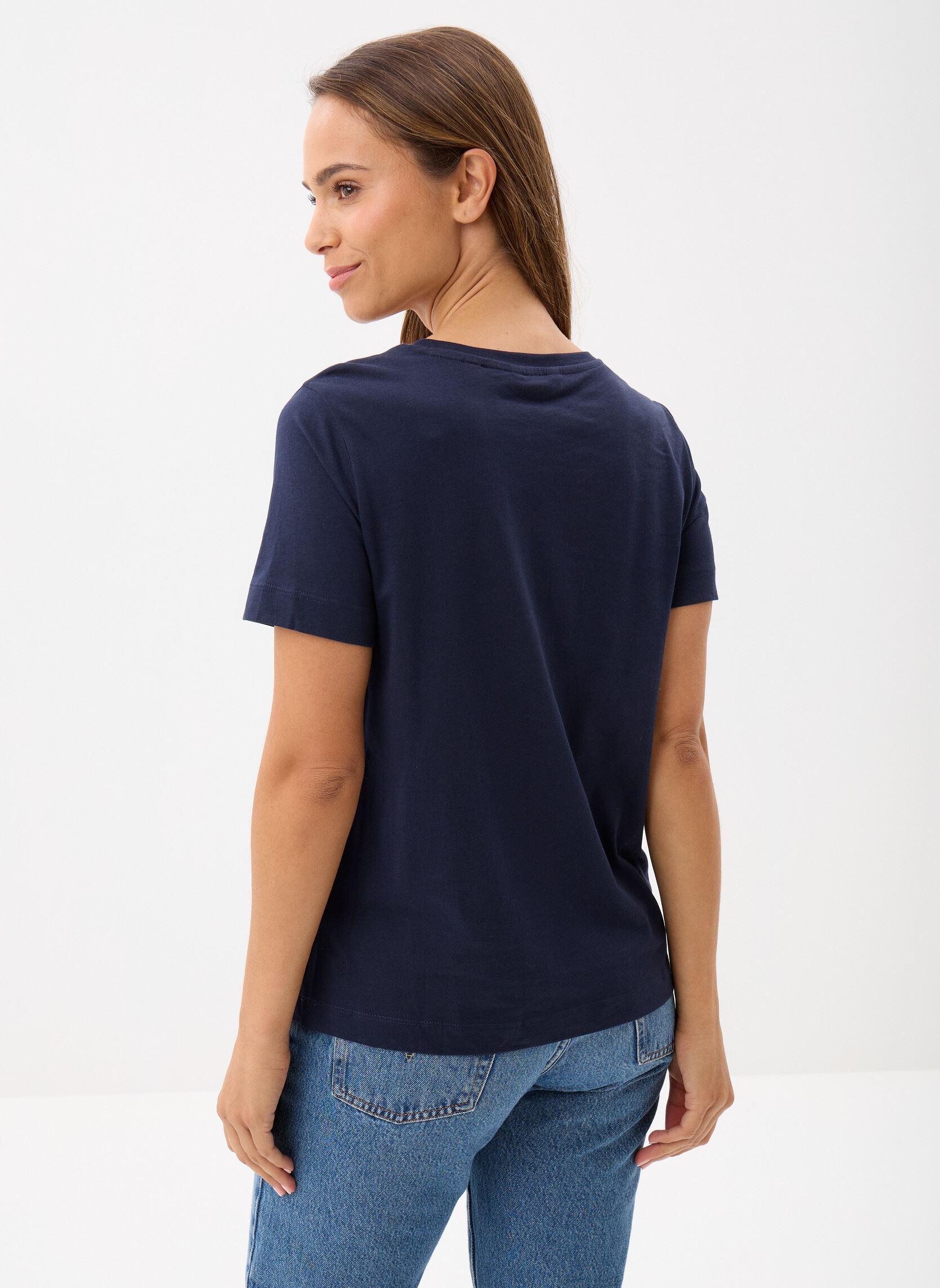 Tee-shirts manches courtes Reg Shield Ss V-Neck T-Shirt femme bleu GANT Tee-shirts manches courtes Reg Shield Ss V-Neck T-Shirt femme bleu BLEU NUIT