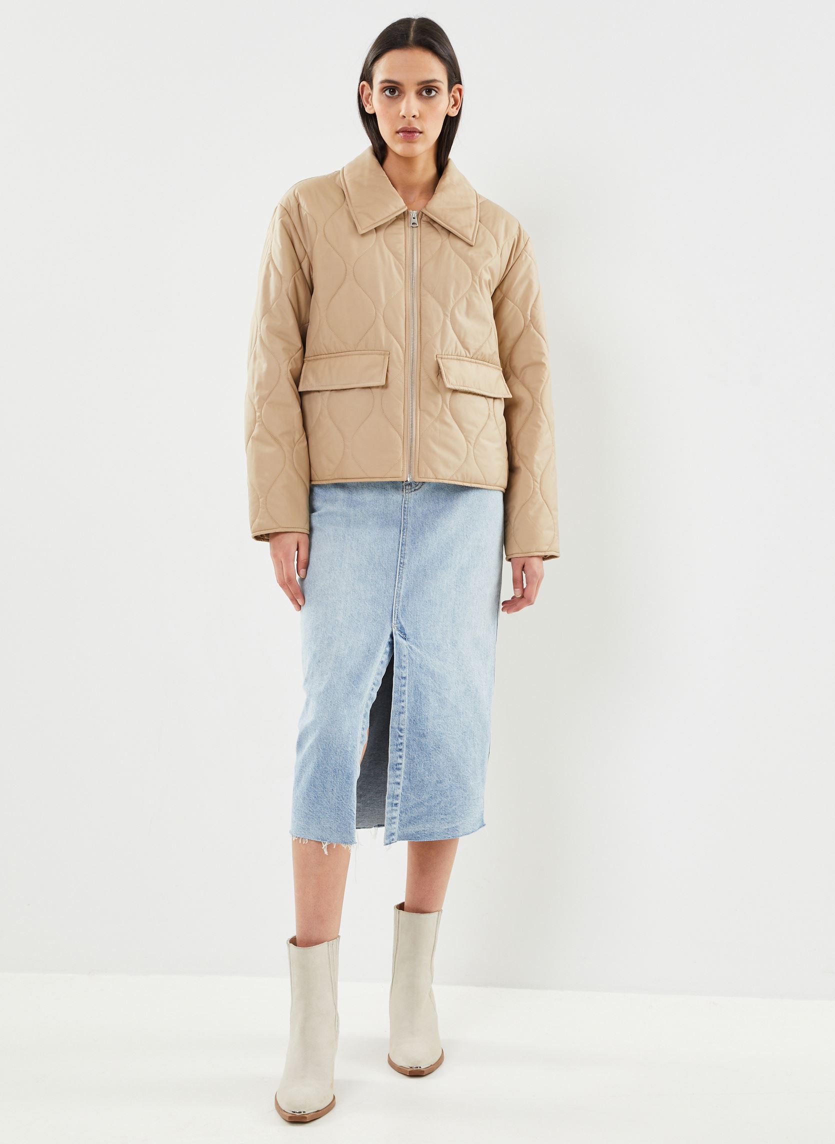 Blousons Quilted Collared Jacket femme beige GANT Blousons Quilted Collared Jacket femme beige DARK KHAKI