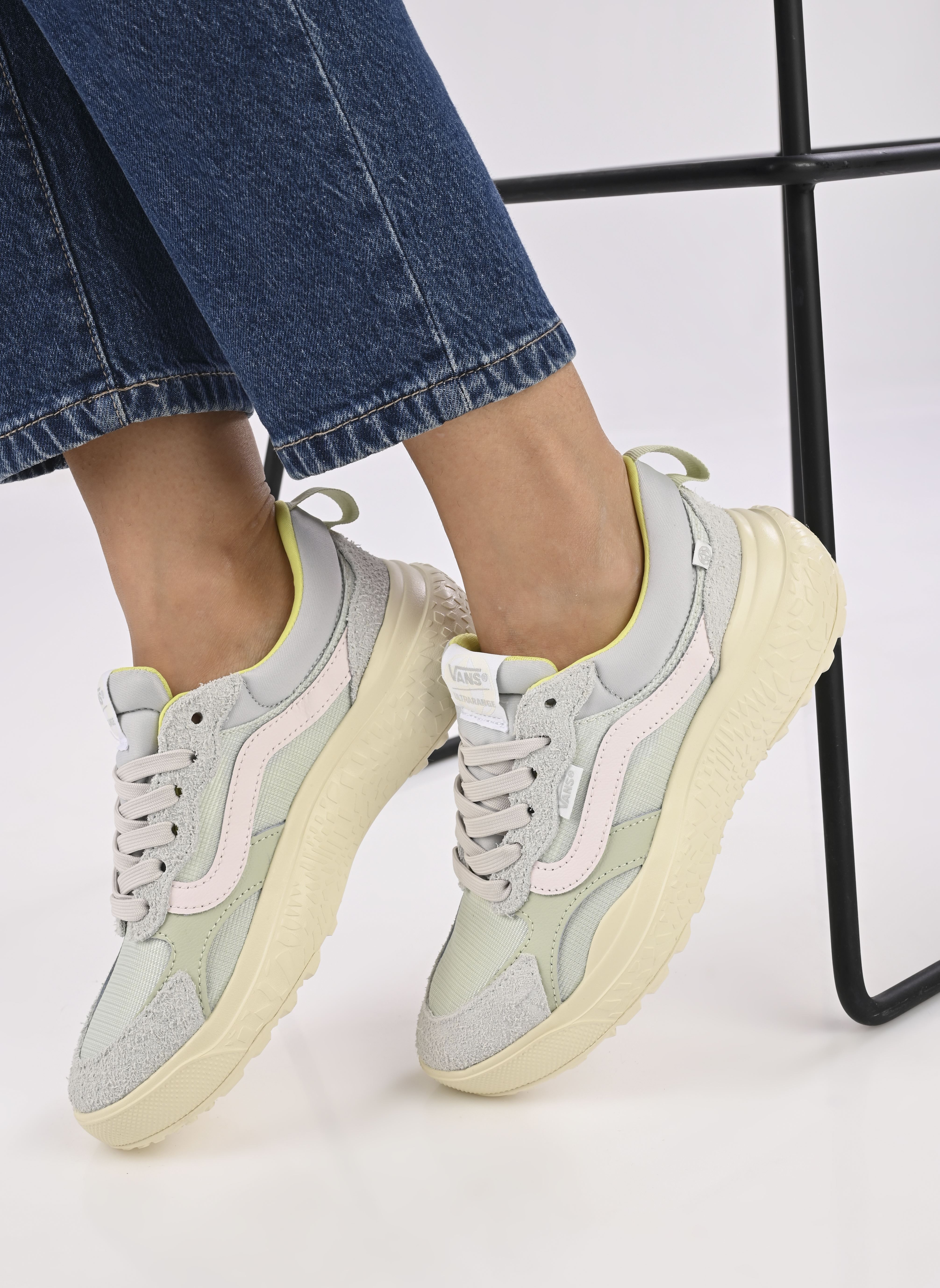Sneakers UltraRange Neo VR3 W dames blauw Vans Sneakers UltraRange Neo VR3 W dames blauw LIGHT YELLOW/MULTI