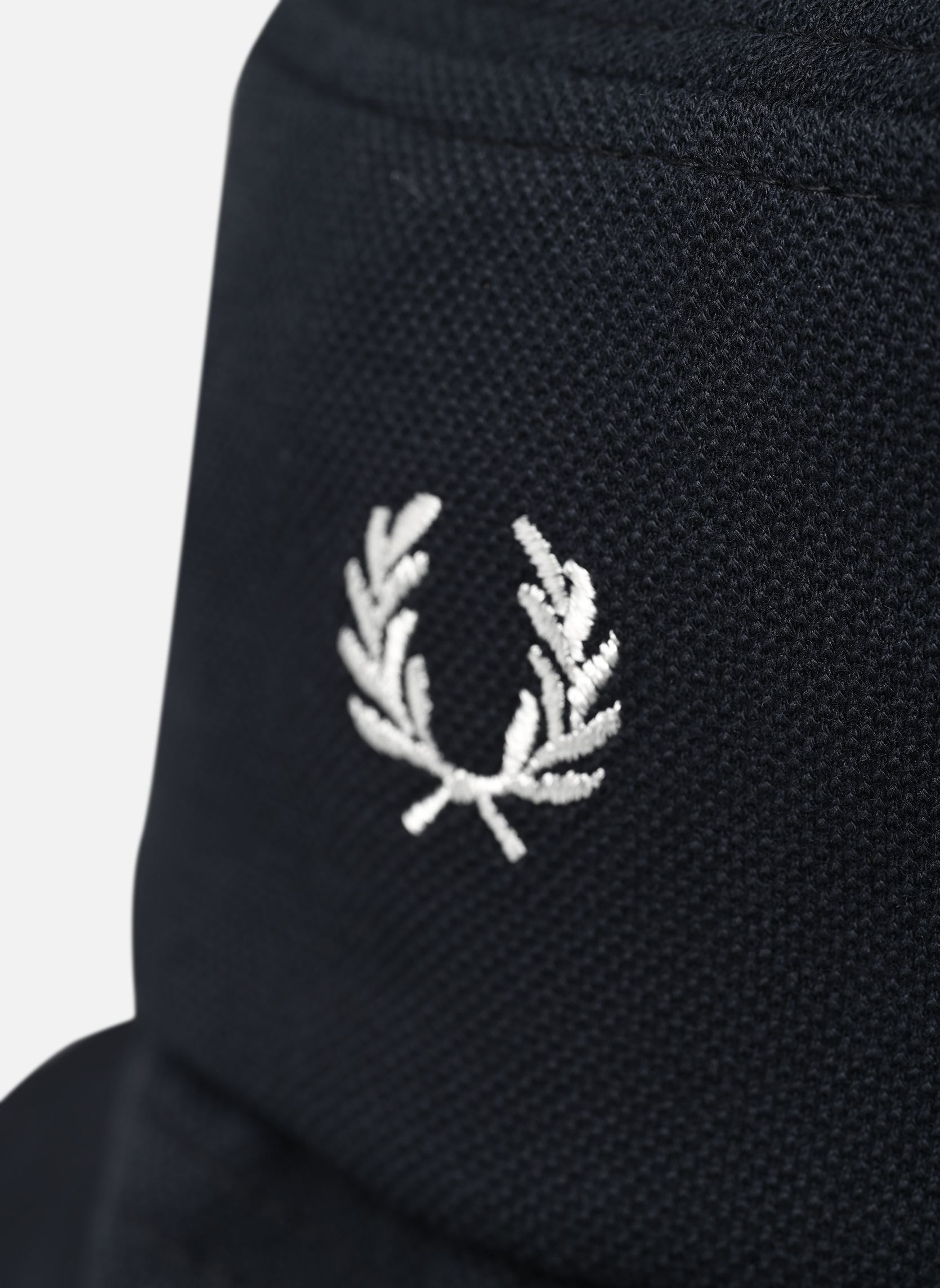 Hüte PIQUE BUCKET HAT blau Fred Perry Hüte PIQUE BUCKET HAT blau NAVY/SNOW WHITE