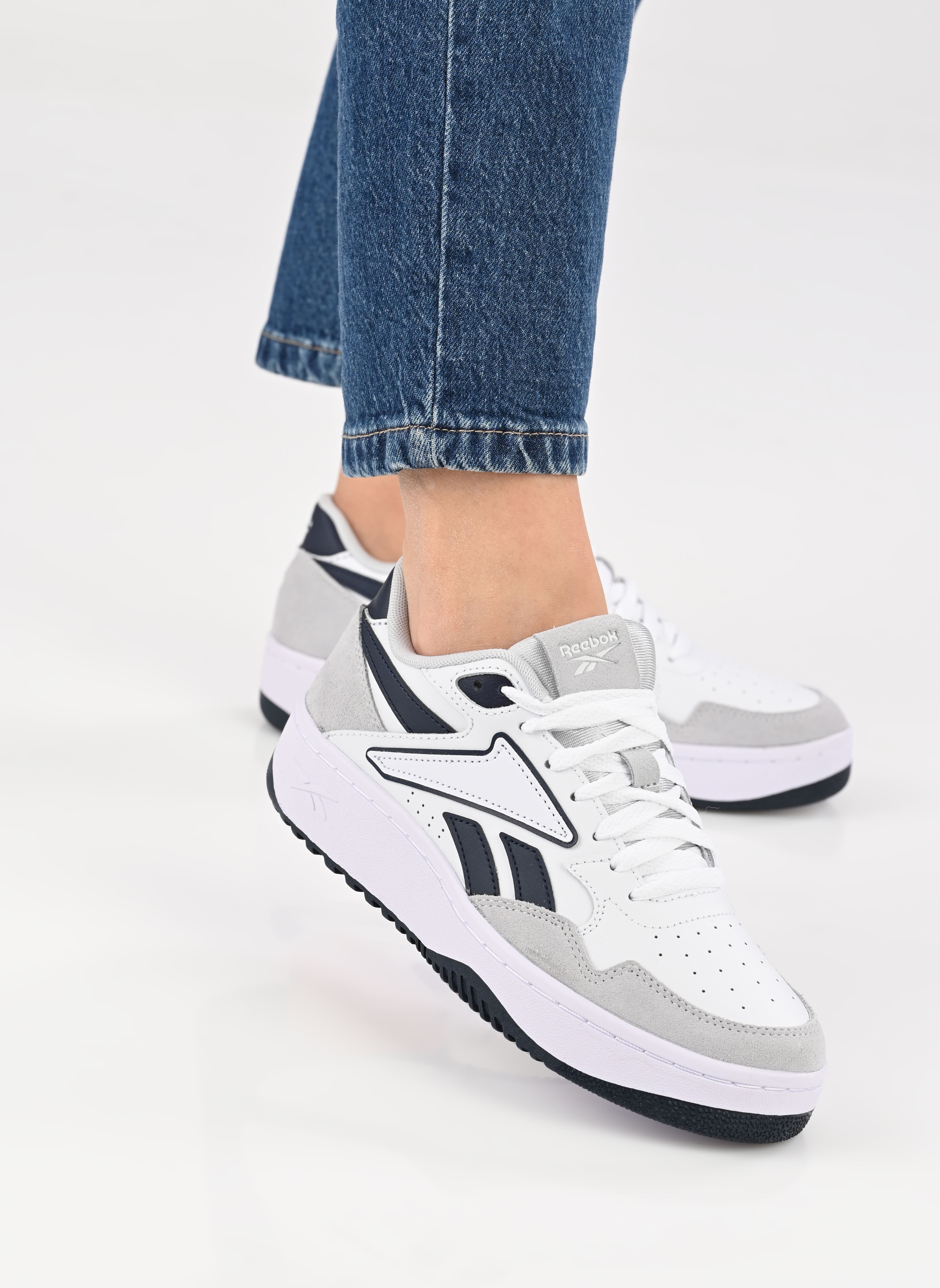 Sneakers Atr Chill wit Reebok Sneakers Atr Chill wit Flatwht/Pugry2/Vecnavy