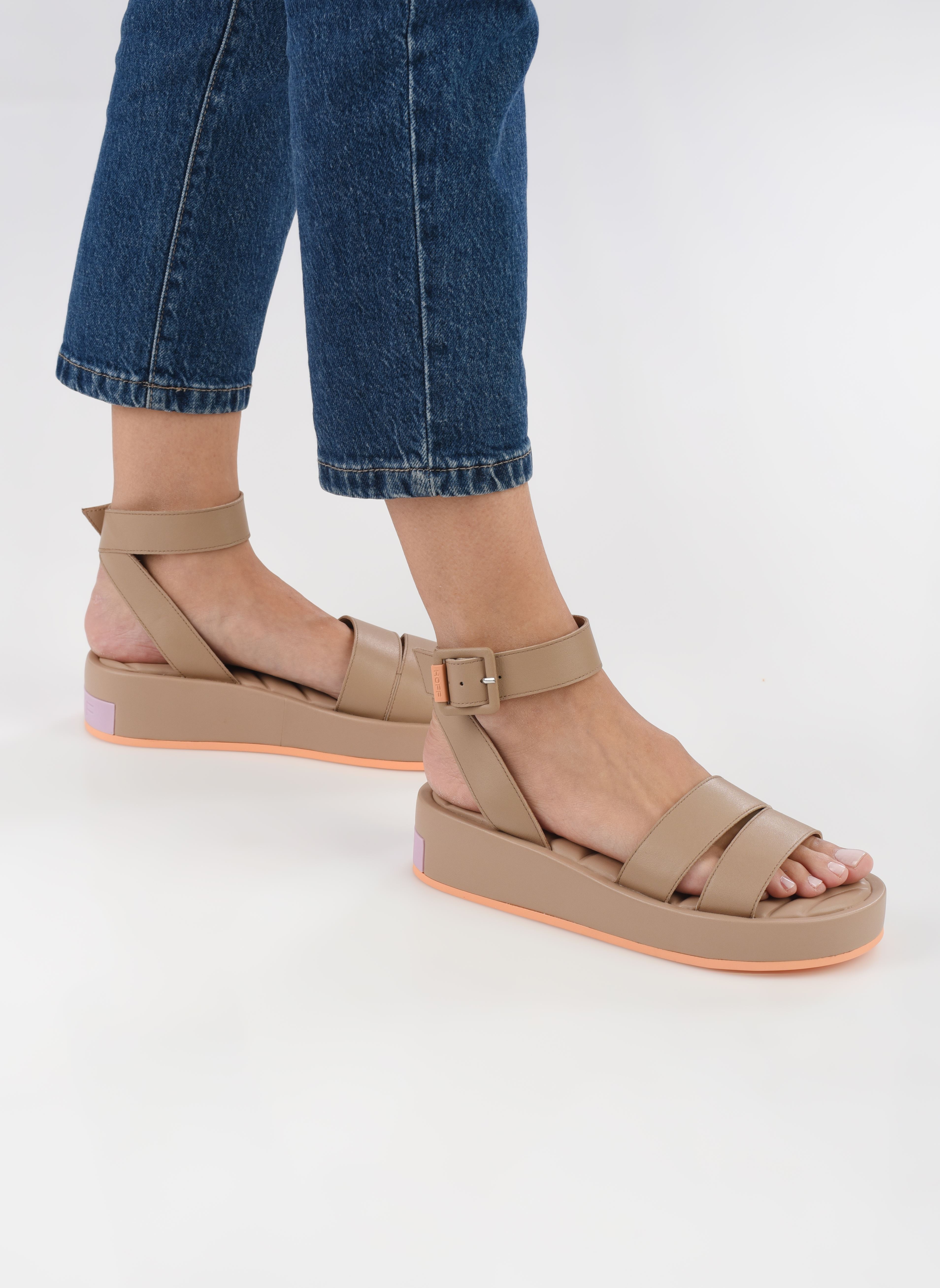 Platte sandalen TOWN dames beige Hoff Platte sandalen TOWN dames beige Taupe