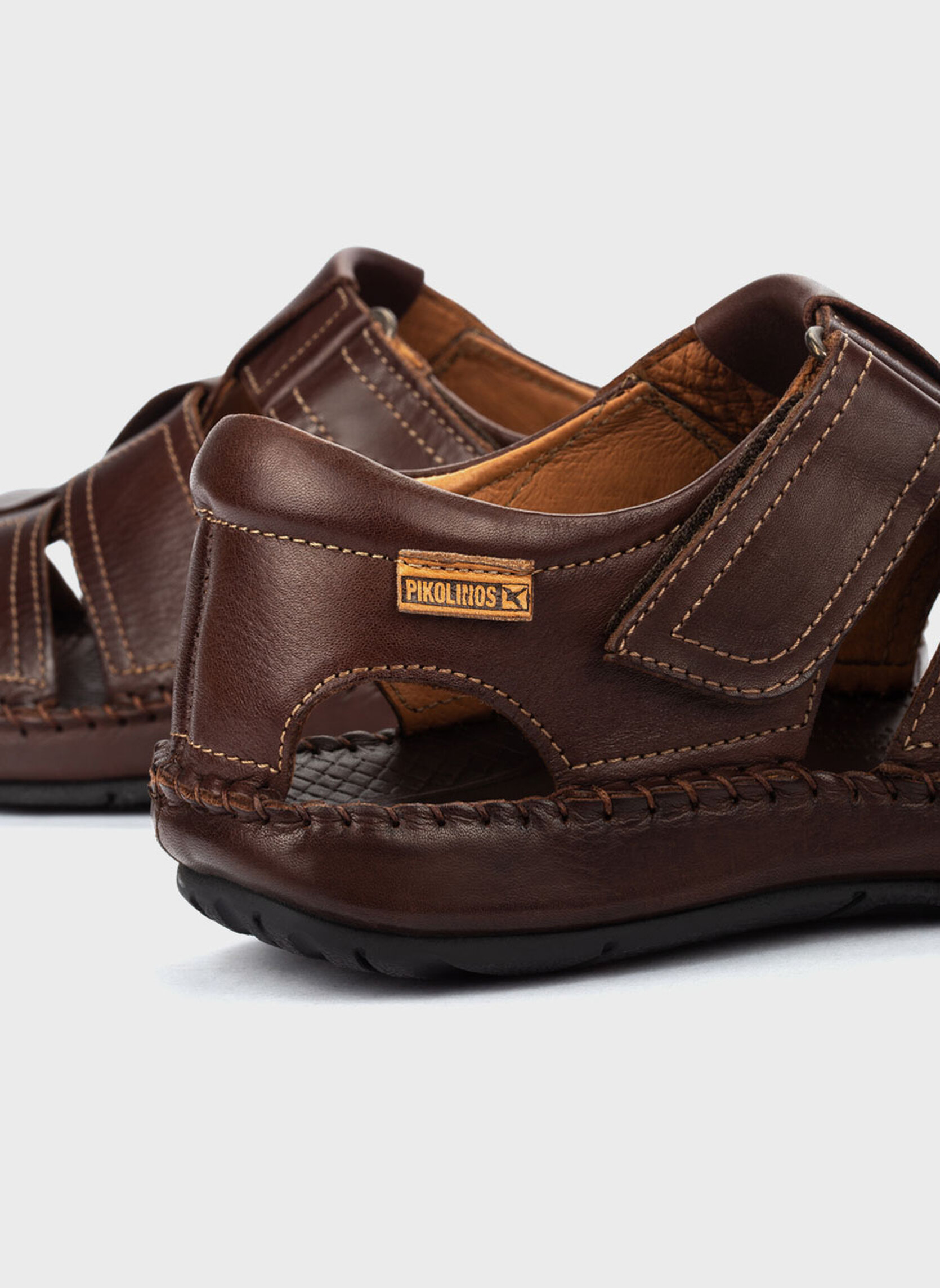 Sandales et mules TARIFA homme marron Pikolinos Sandales et mules TARIFA homme marron Marron foncé