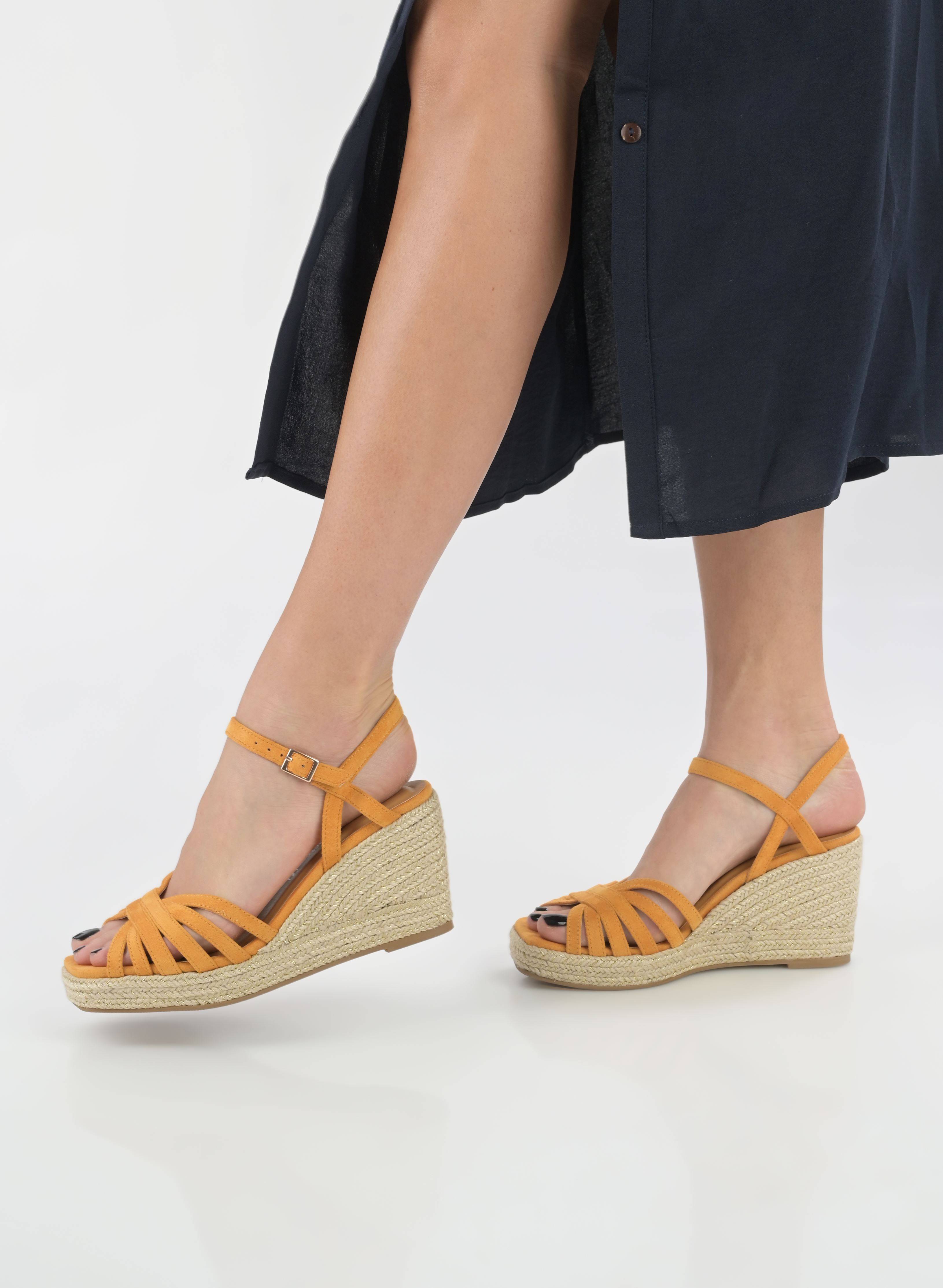 Keil- und Plateausandalen QL5012 damen orange Divine Factory Keil- und Plateausandalen QL5012 damen orange Orange