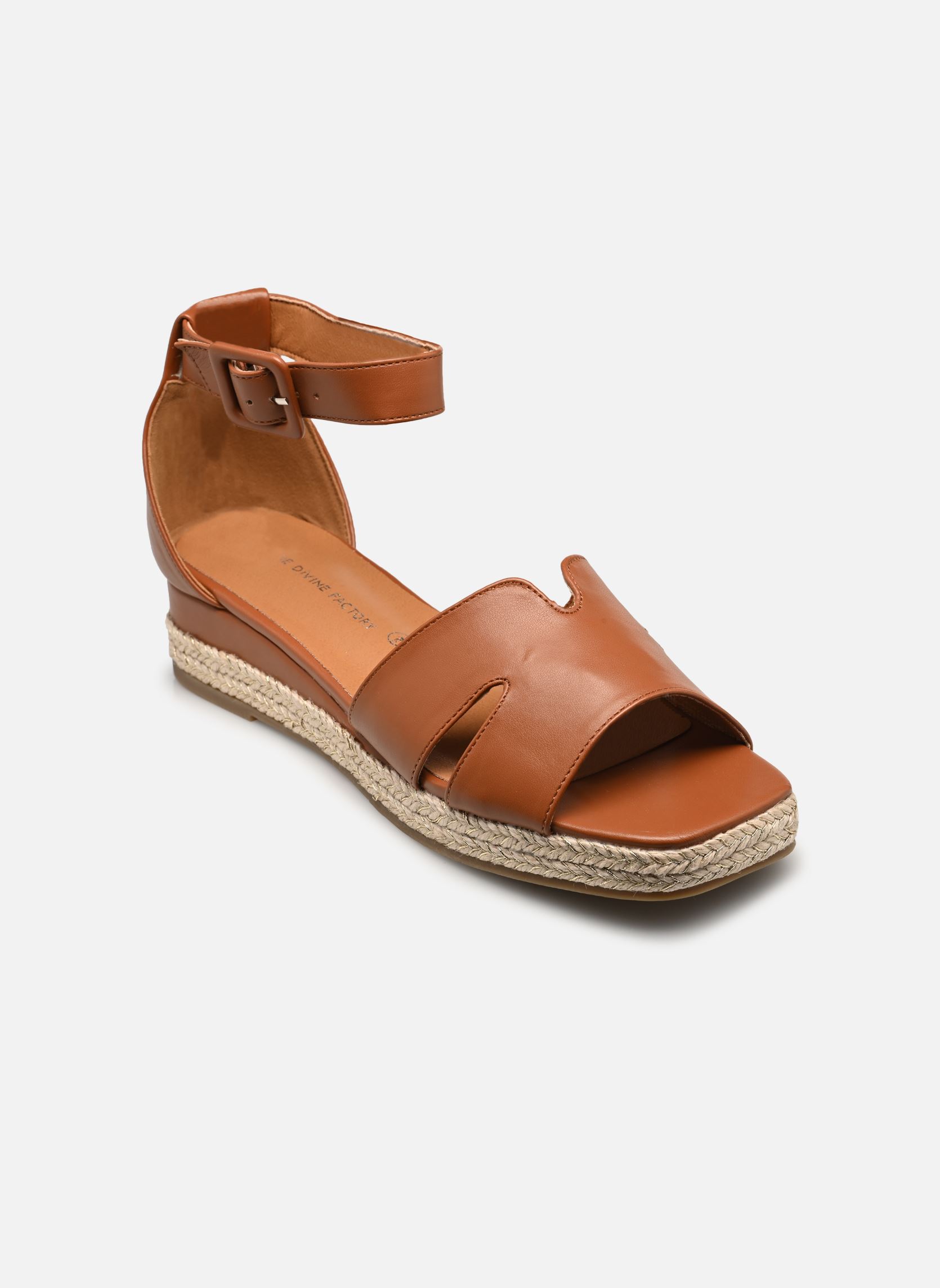 Sandalias y plataformas de cuña QL5008 mujer marrón Divine Factory Sandalias y plataformas de cuña QL5008 mujer marrón Camel