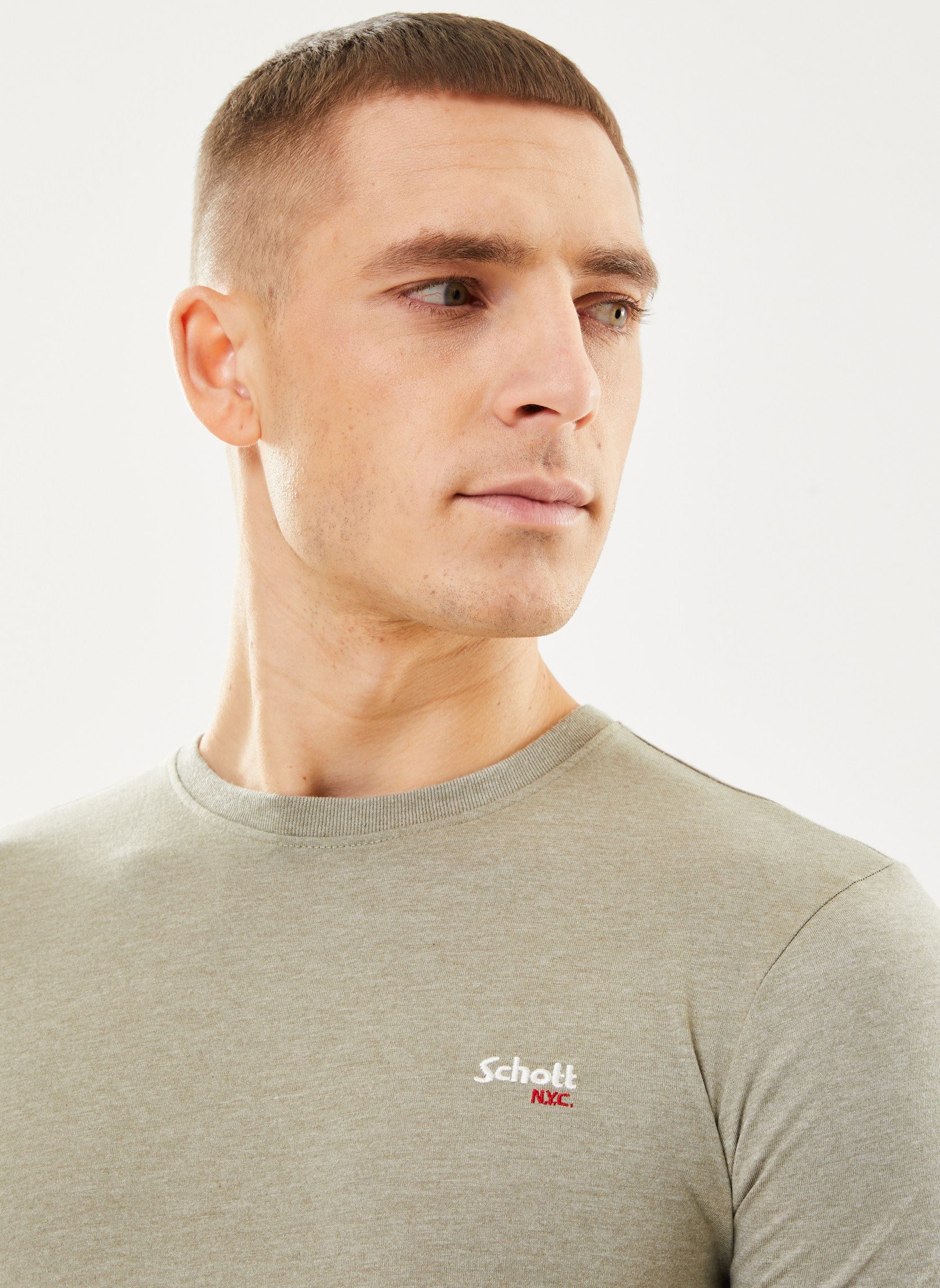 Tee-shirts manches courtes Tshirt Mc Cn Broderie Poitrine Schott homme vert Schott Tee-shirts manches courtes Tshirt Mc Cn Broderie Poitrine Schott homme vert KAKI