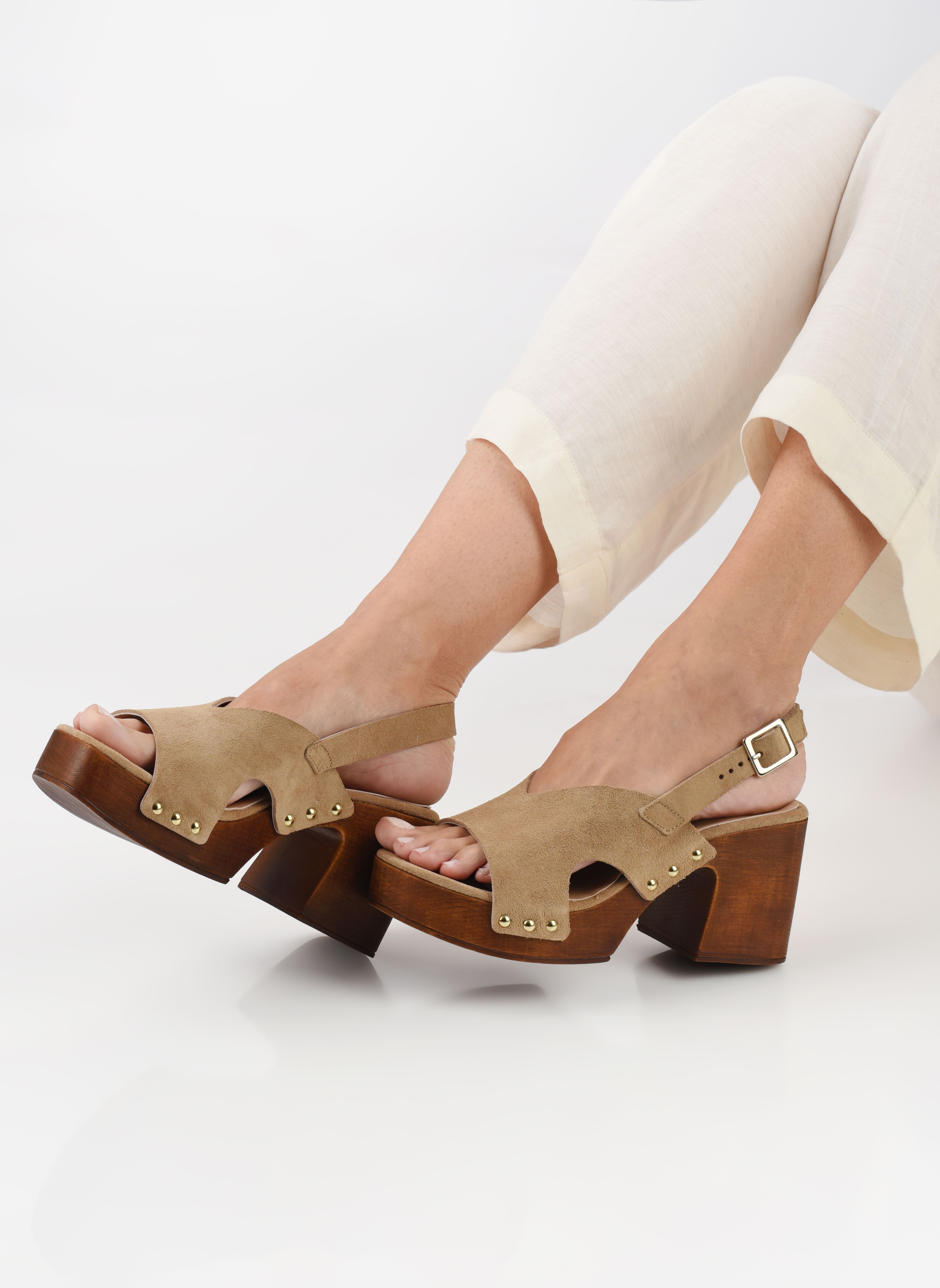 Platte sandalen HAPYLOU dames wit Les Tropéziennes par M Belarbi Platte sandalen HAPYLOU dames wit CREME