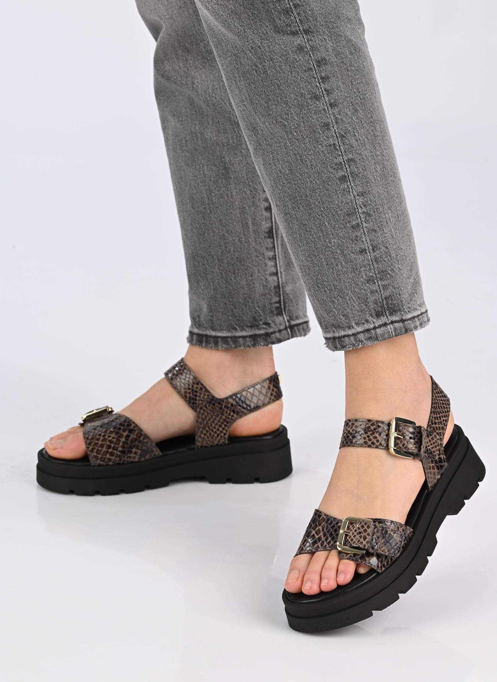 Sandales compensées et plateformes DELIA femme marron JB Martin Sandales compensées et plateformes DELIA femme marron 580