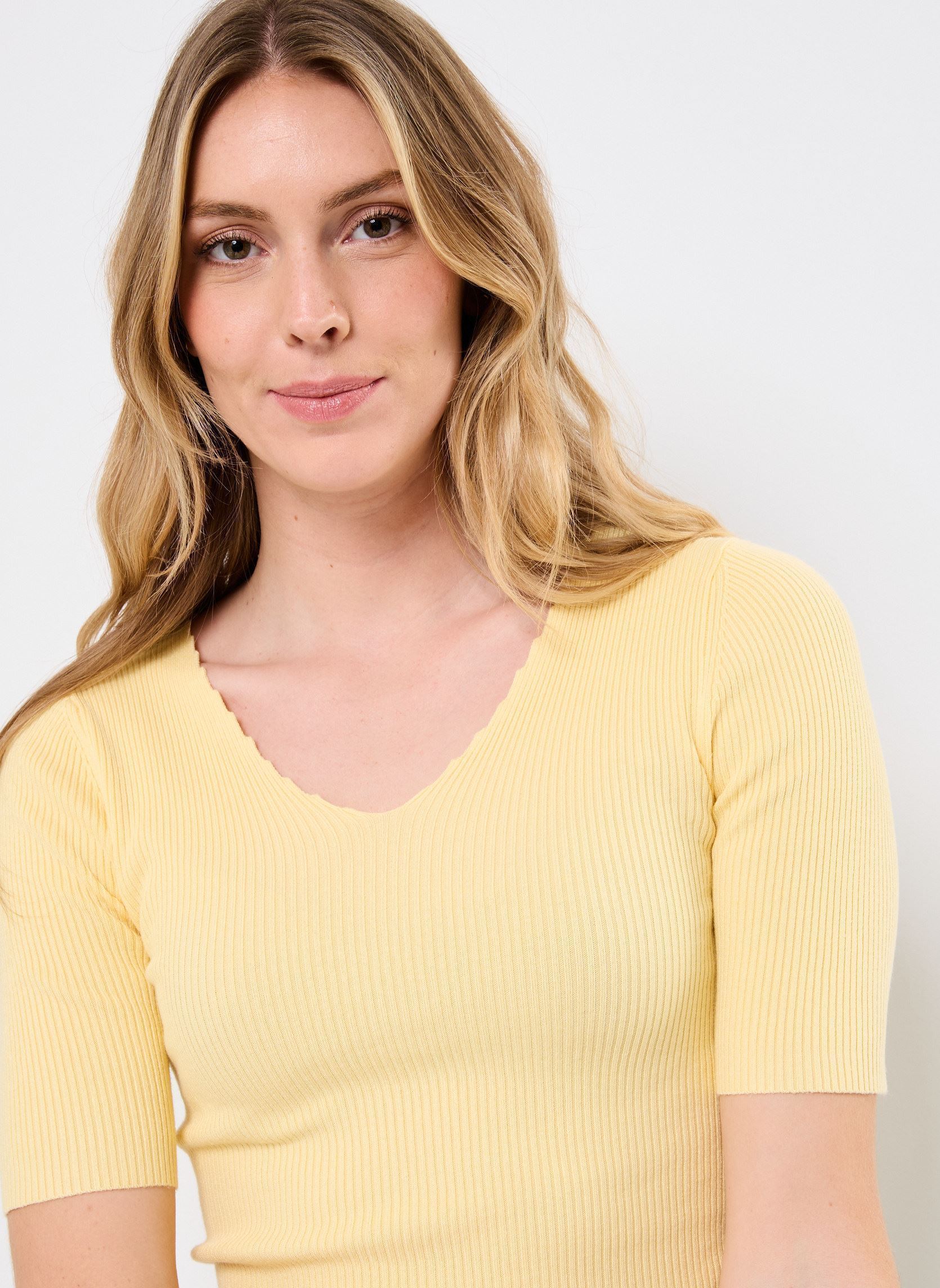 Tee-shirts manches courtes NUAYELET SS PULLOVER CROPPED femme jaune Nümph Tee-shirts manches courtes NUAYELET SS PULLOVER CROPPED femme jaune Golden Haze