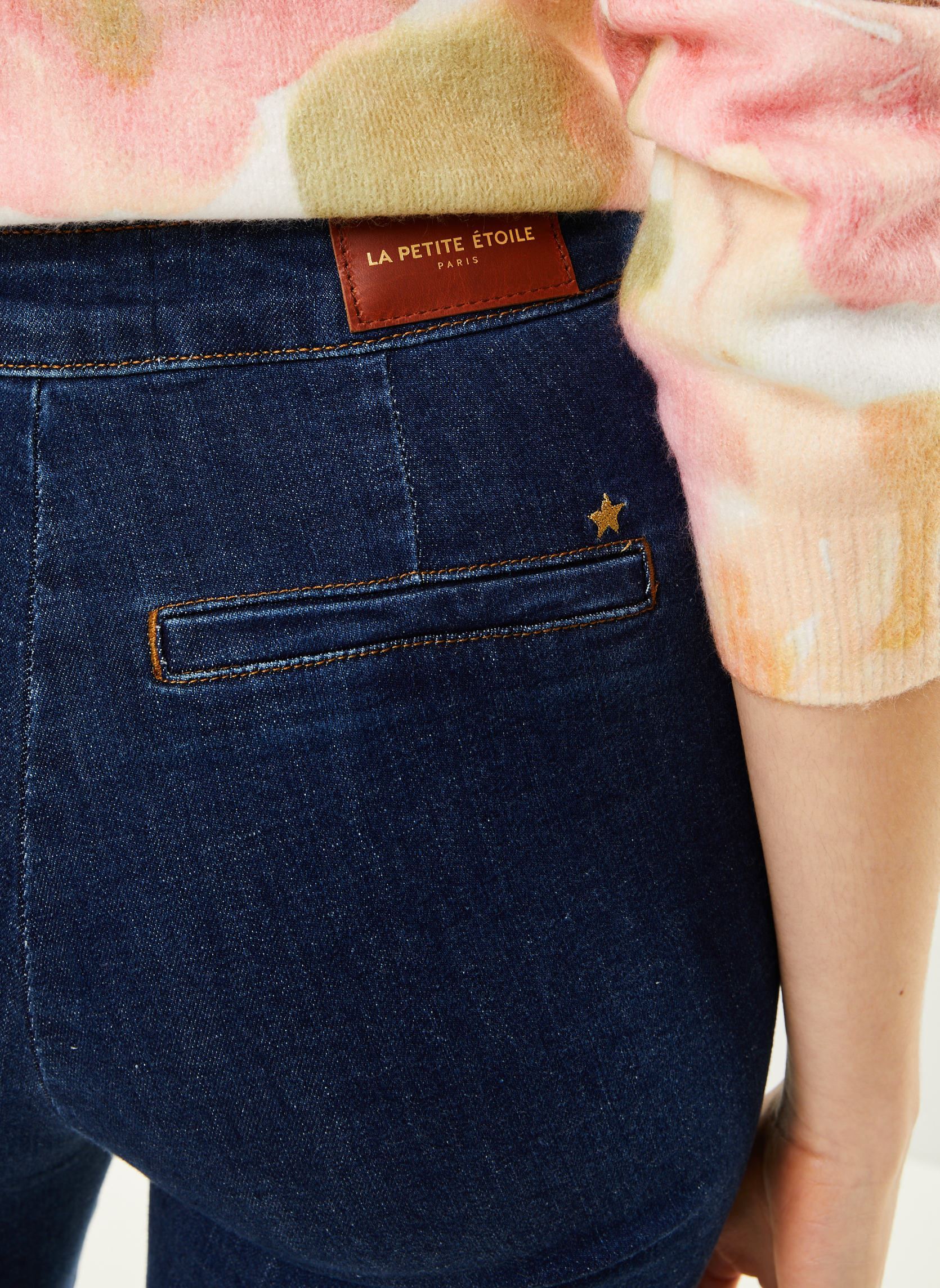 Rechte jeans / Straight Leg Jeans Paula W A dames blauw La Petite Etoile Rechte jeans / Straight Leg Jeans Paula W A dames blauw WASH