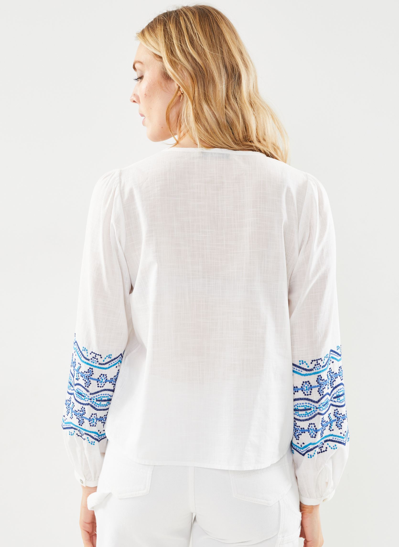 Blouses manches longues FH-TO-VONDIA-C femme blanc La Fée Maraboutée Blouses manches longues FH-TO-VONDIA-C femme blanc BLANC
