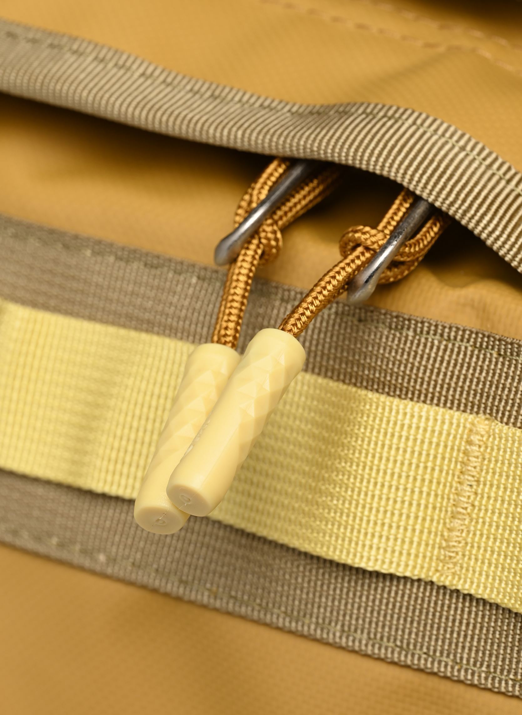 Reisetaschen BASE CAMP DUFFEL - M beige The North Face Reisetaschen BASE CAMP DUFFEL - M beige GOLDEN TAN/CEDA