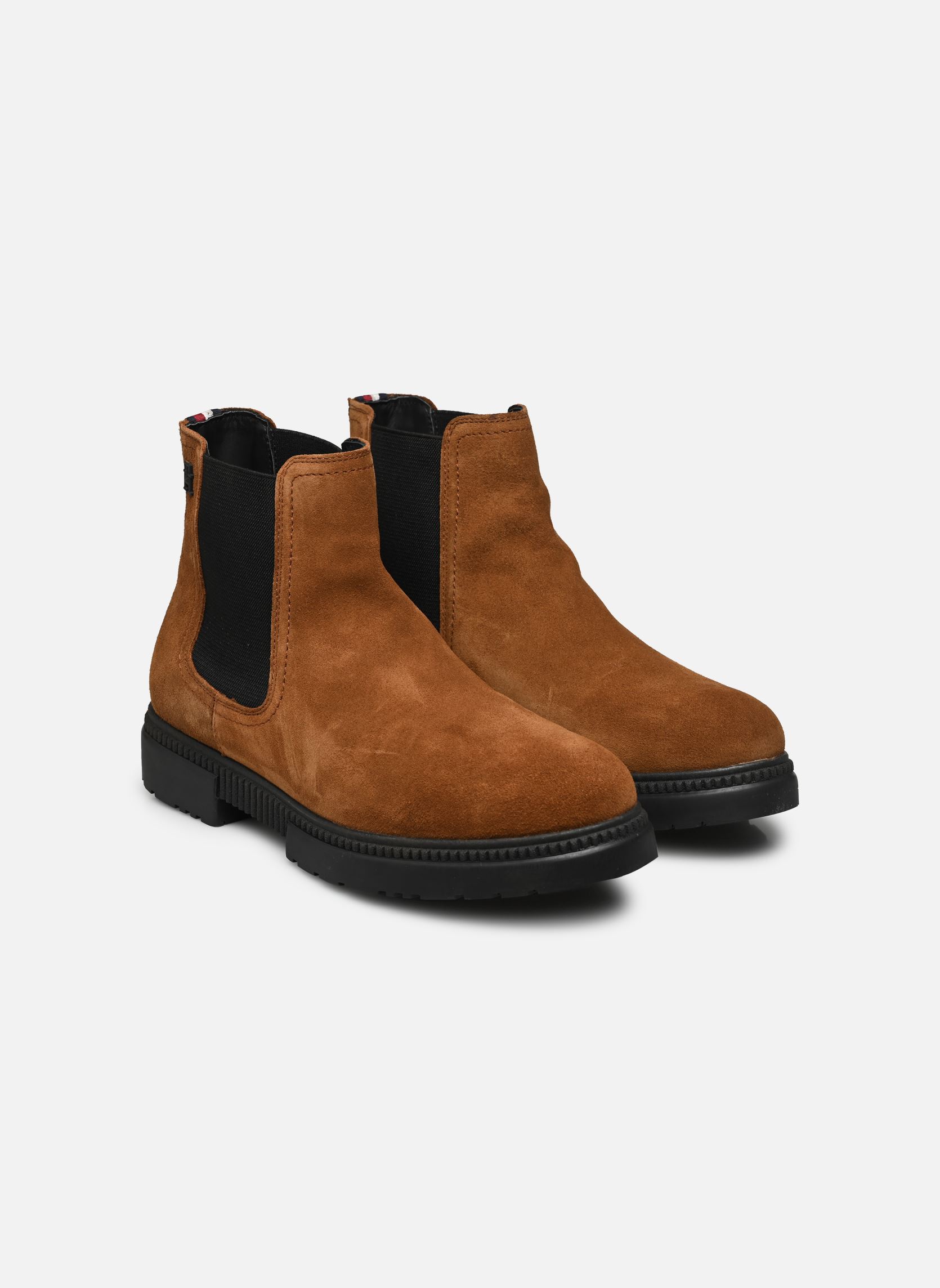 Bottines et bottes CASUAL CLEATED SUEDE homme marron Tommy Hilfiger Bottines et bottes CASUAL CLEATED SUEDE homme marron COCONUT GROVE