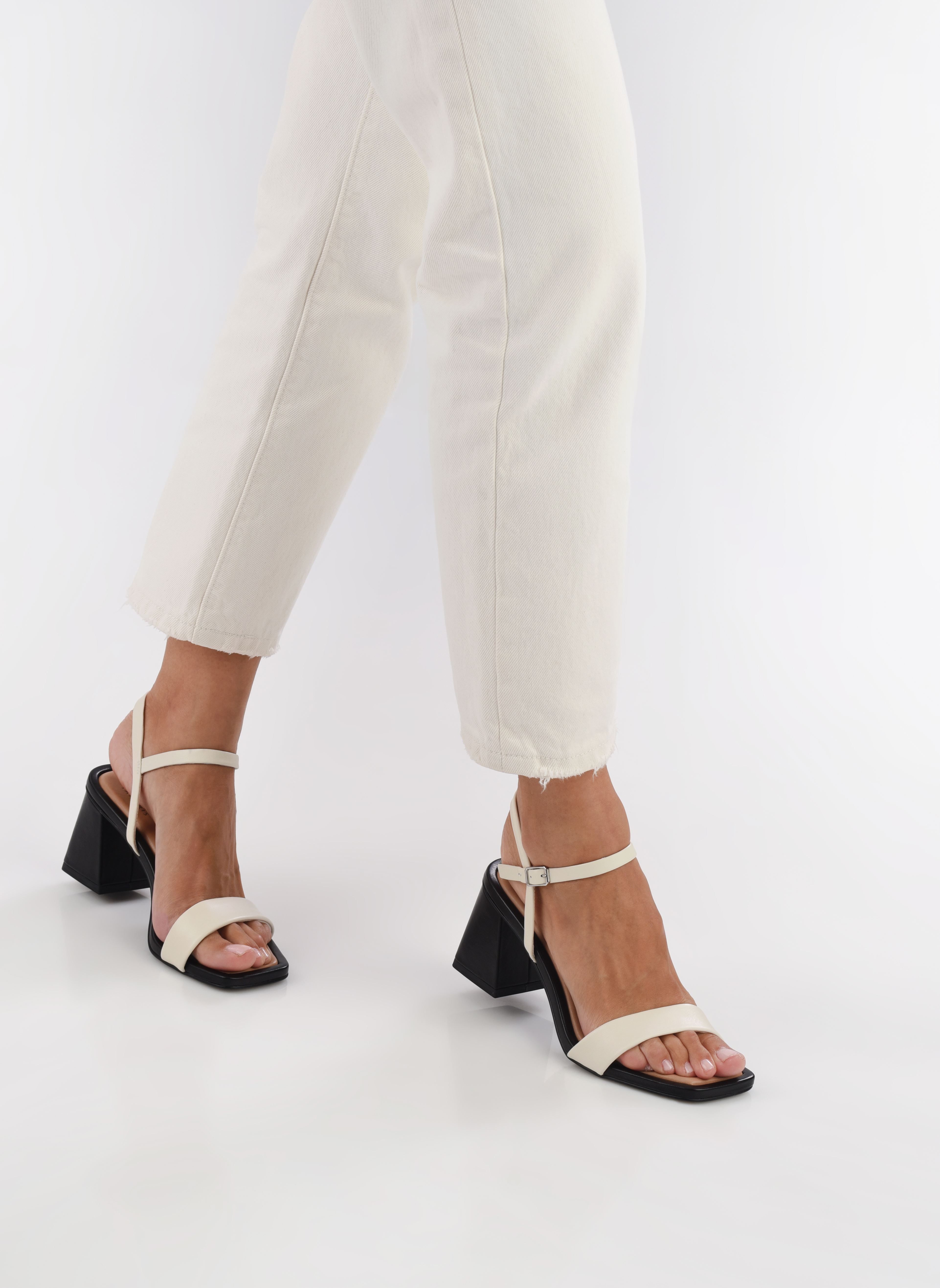 Sandalen 28385-42 dames beige NEWD. Sandalen 28385-42 dames beige IVORY COMB