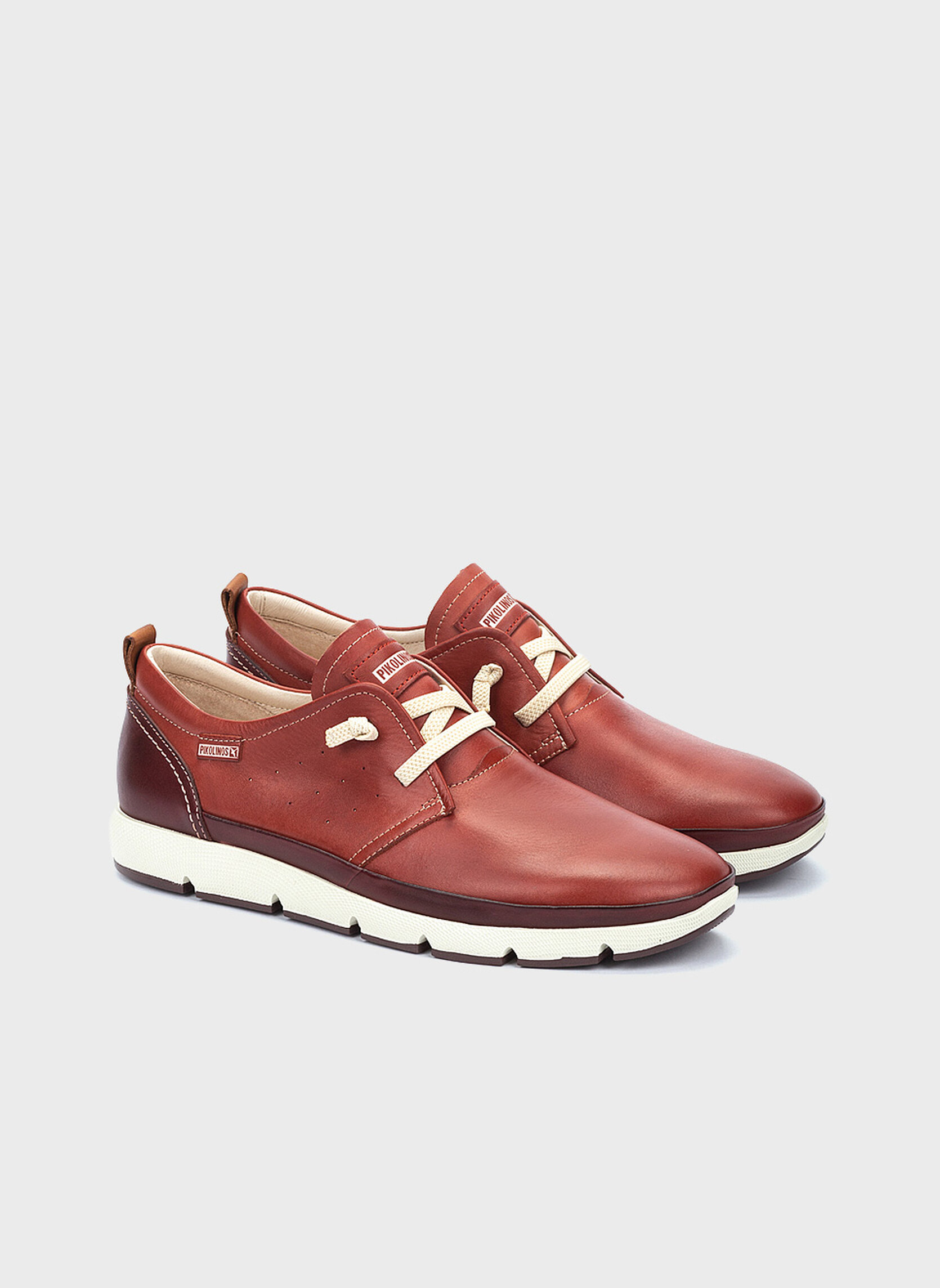 Baskets basses Baskets cuir FUENCARRAL homme rouge Pikolinos Baskets basses Baskets cuir FUENCARRAL homme rouge Rouge