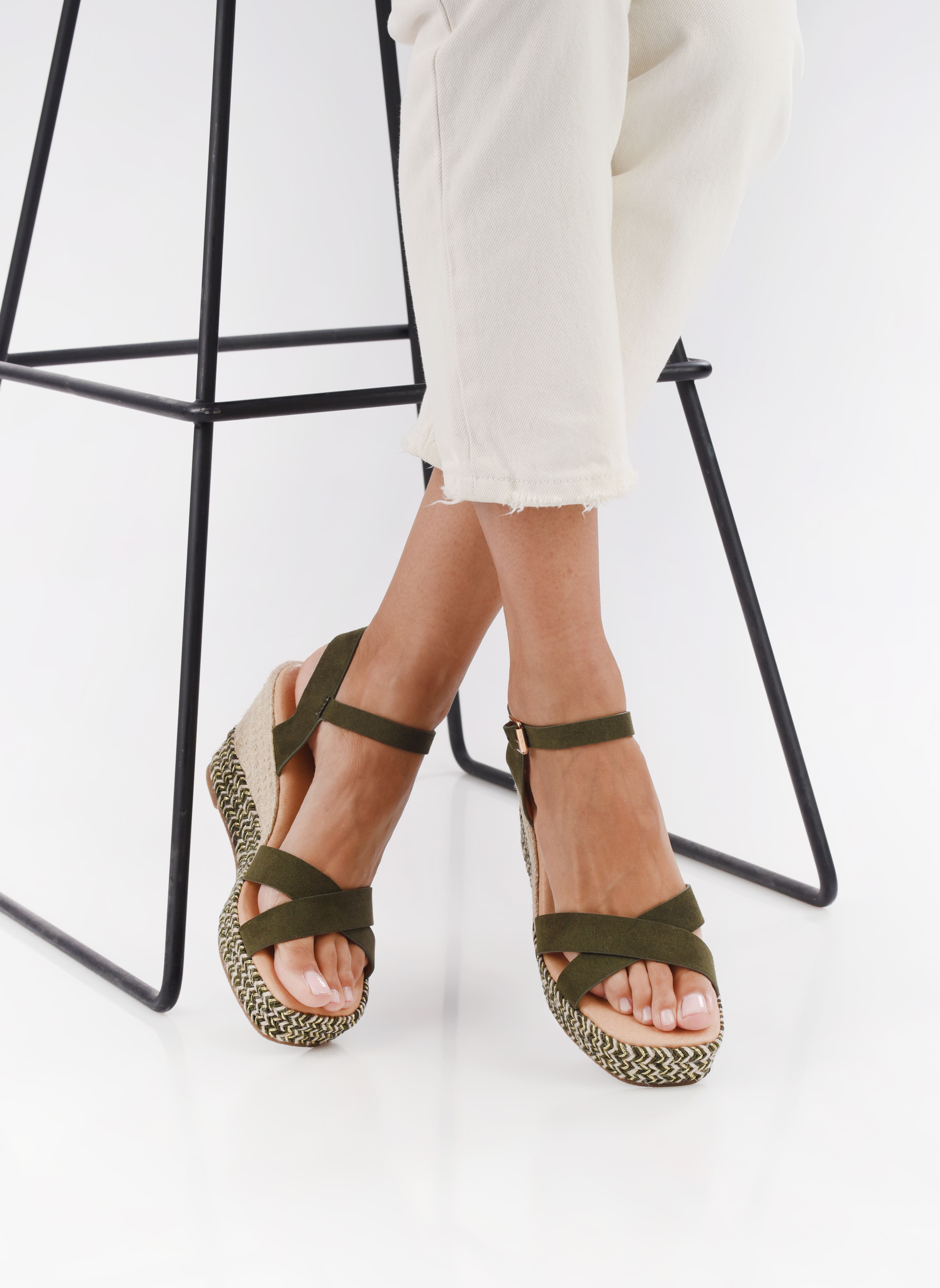 Sandales compensées et plateformes Thiphaine femme vert Texto Sandales compensées et plateformes Thiphaine femme vert Kaki