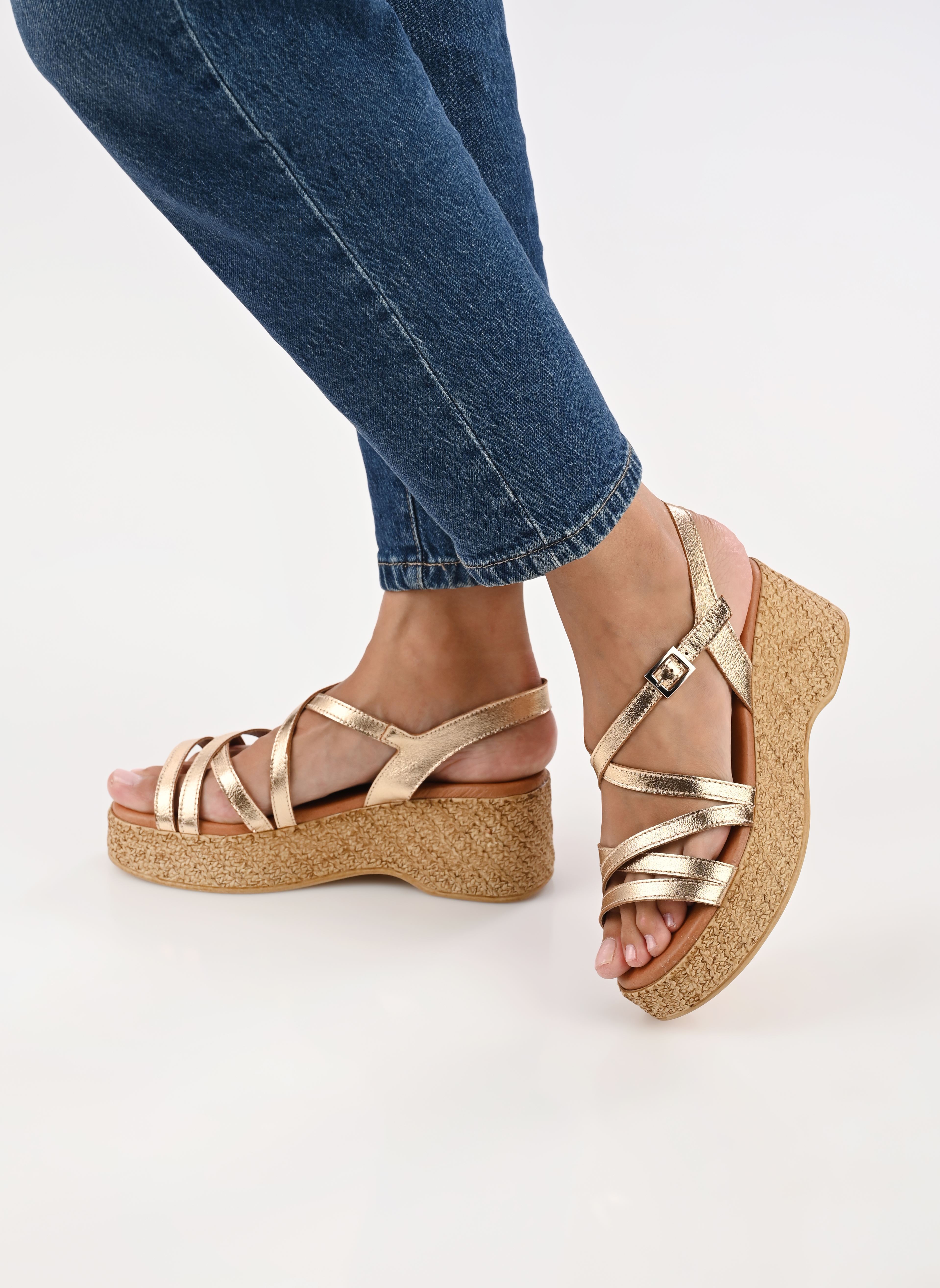 Keil- und Plateausandalen Tamani damen gold und bronze Texto Keil- und Plateausandalen Tamani damen gold und bronze OR