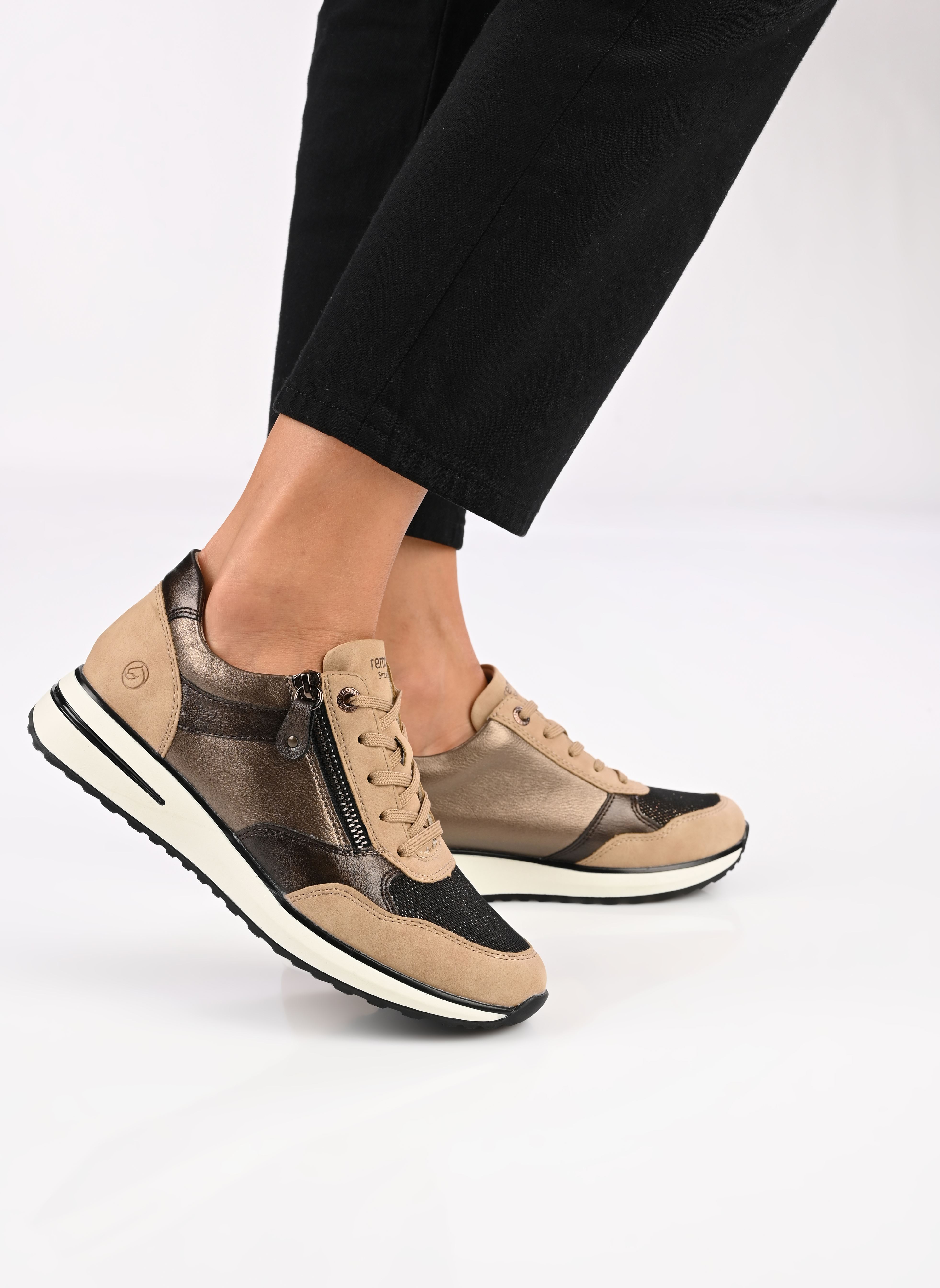 Lage sneakers D1G08 dames beige Remonte Lage sneakers D1G08 dames beige MARBLE/SCHWARZ-BRONZE/ANTIK/BR
