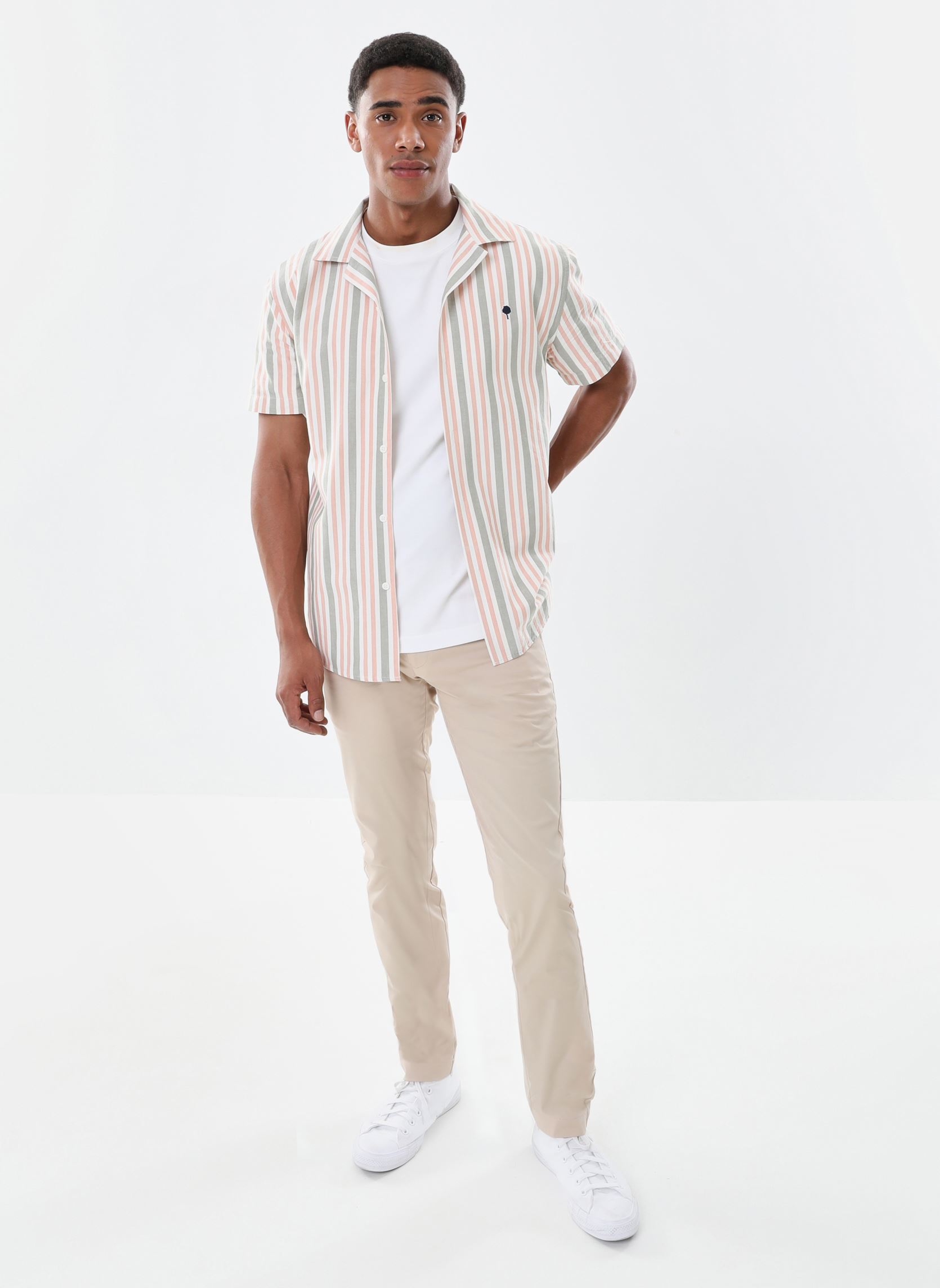 Pantalons chino Slim Sunfaded Chinos homme gris GANT Pantalons chino Slim Sunfaded Chinos homme gris Gris clair