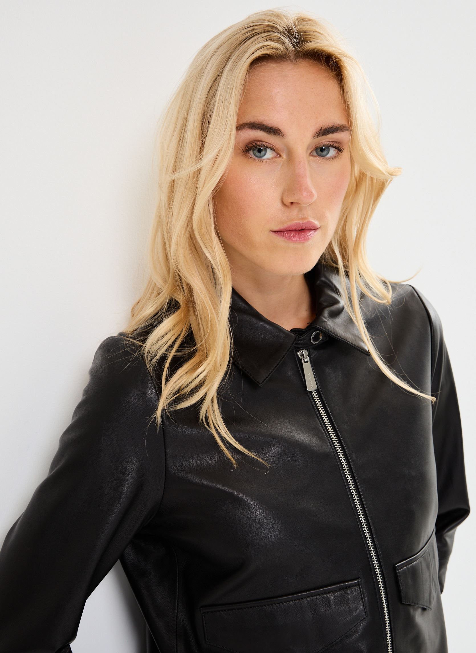 Vestes en cuir DARLA femme noir Oakwood Vestes en cuir DARLA femme noir Noir