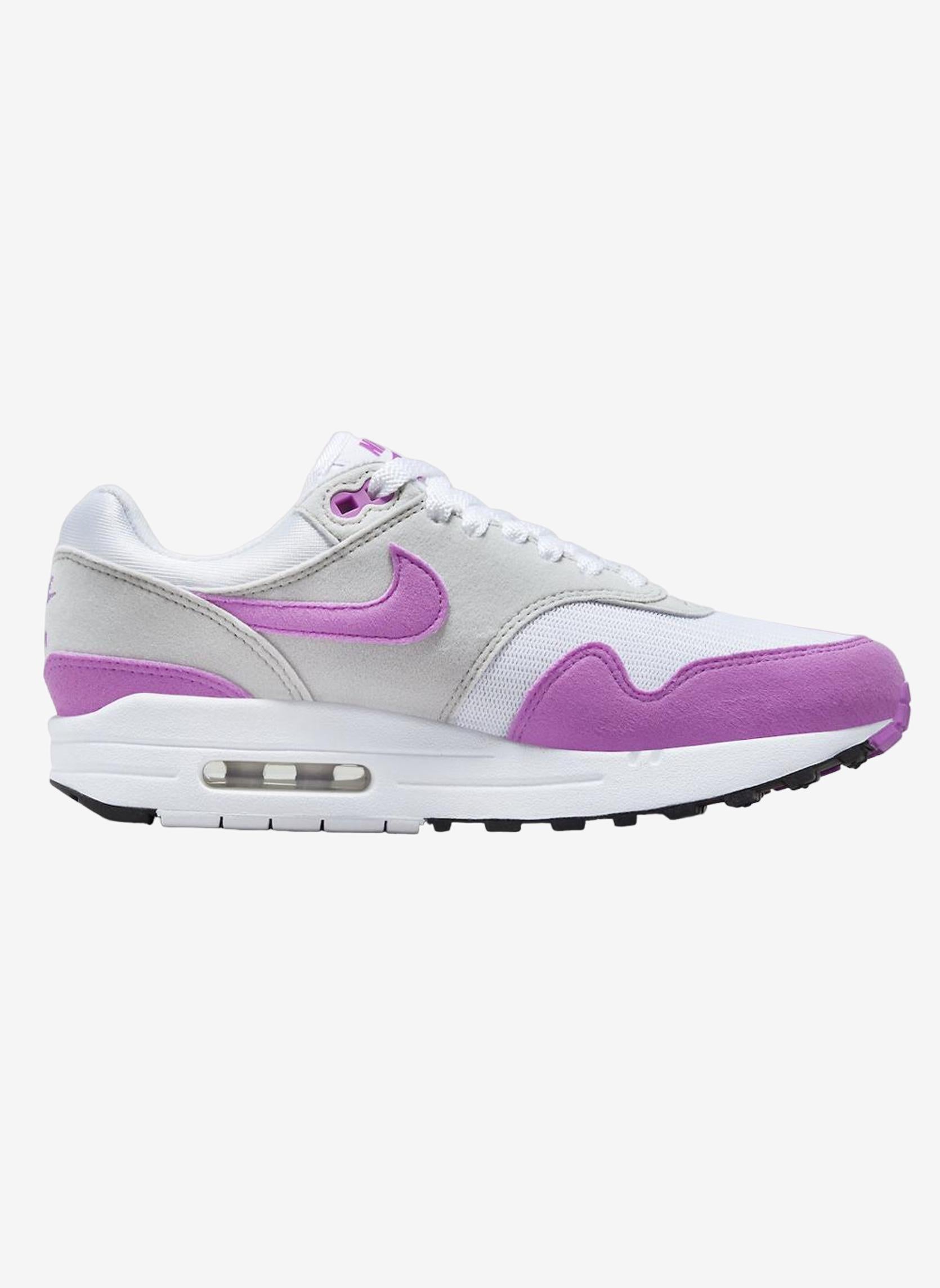 Nike Air Max 1 (Blanc) Baskets chez Sarenza (720990)