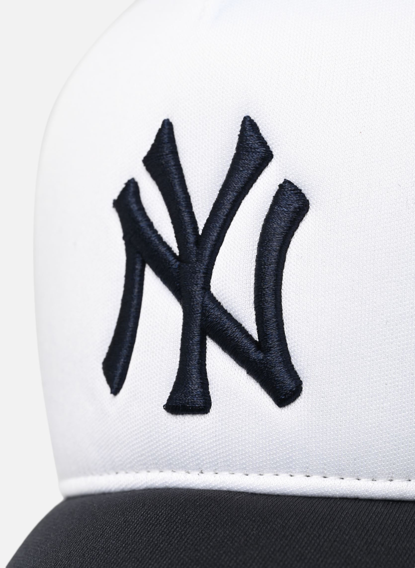 Casquettes 47 CAP MLB NEW YORK YANKEES TRI TONE FOA bleu 47 BRAND Casquettes 47 CAP MLB NEW YORK YANKEES TRI TONE FOA bleu NAVY