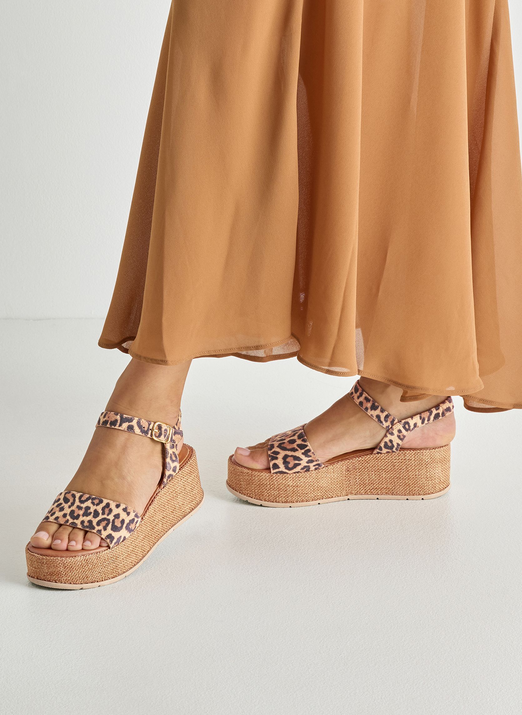 Sandales 1-28020-42 femme marron Tamaris Sandales 1-28020-42 femme marron Marron