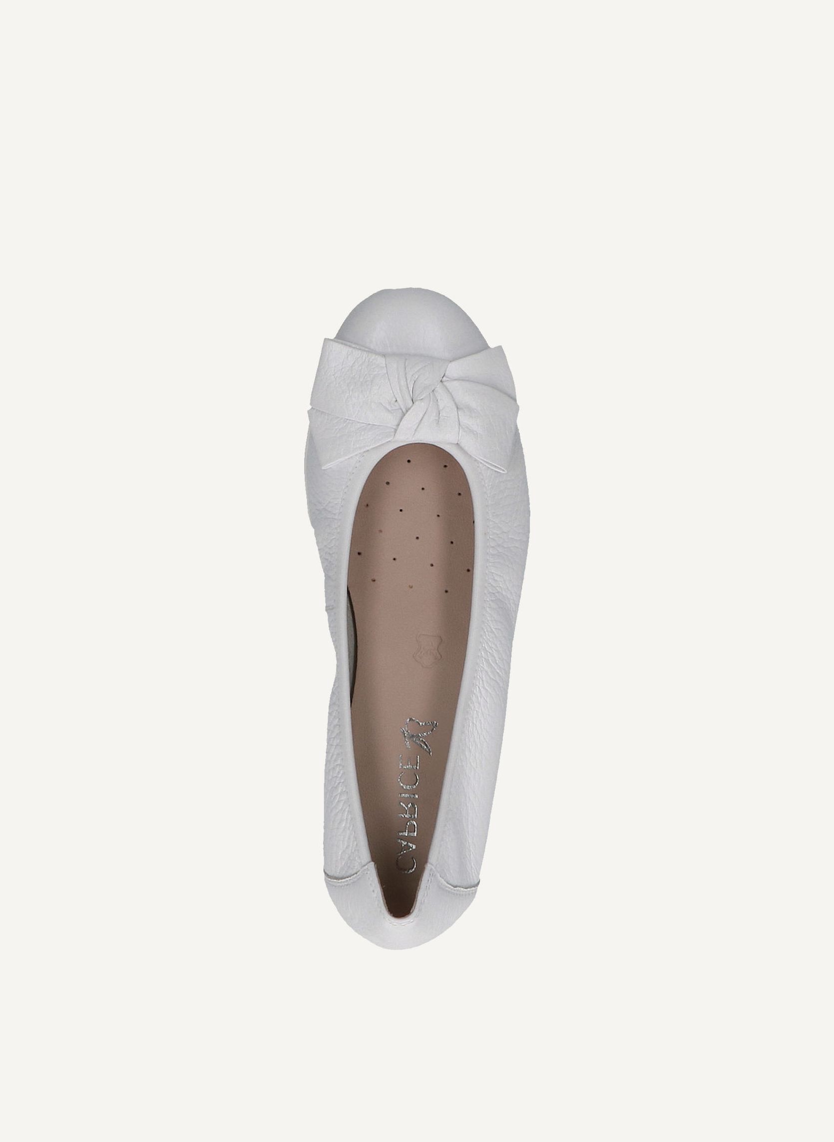 Ballerines classiques 9-22153-42 femme blanc Caprice Ballerines classiques 9-22153-42 femme blanc Blanc