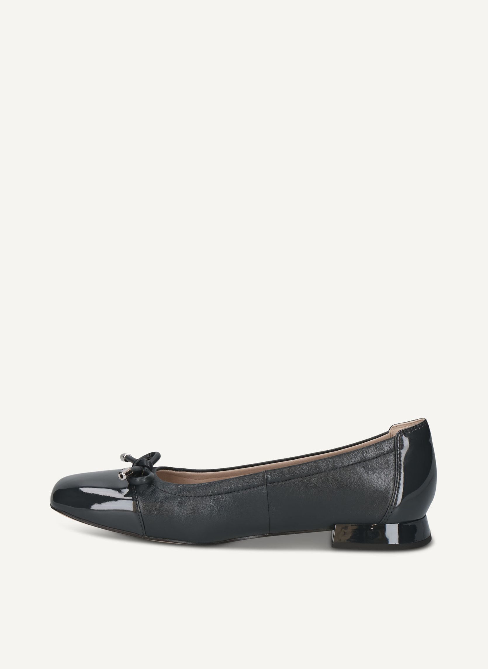 Ballerines classiques 9-22104-42 femme bleu Caprice Ballerines classiques 9-22104-42 femme bleu Bleu foncé