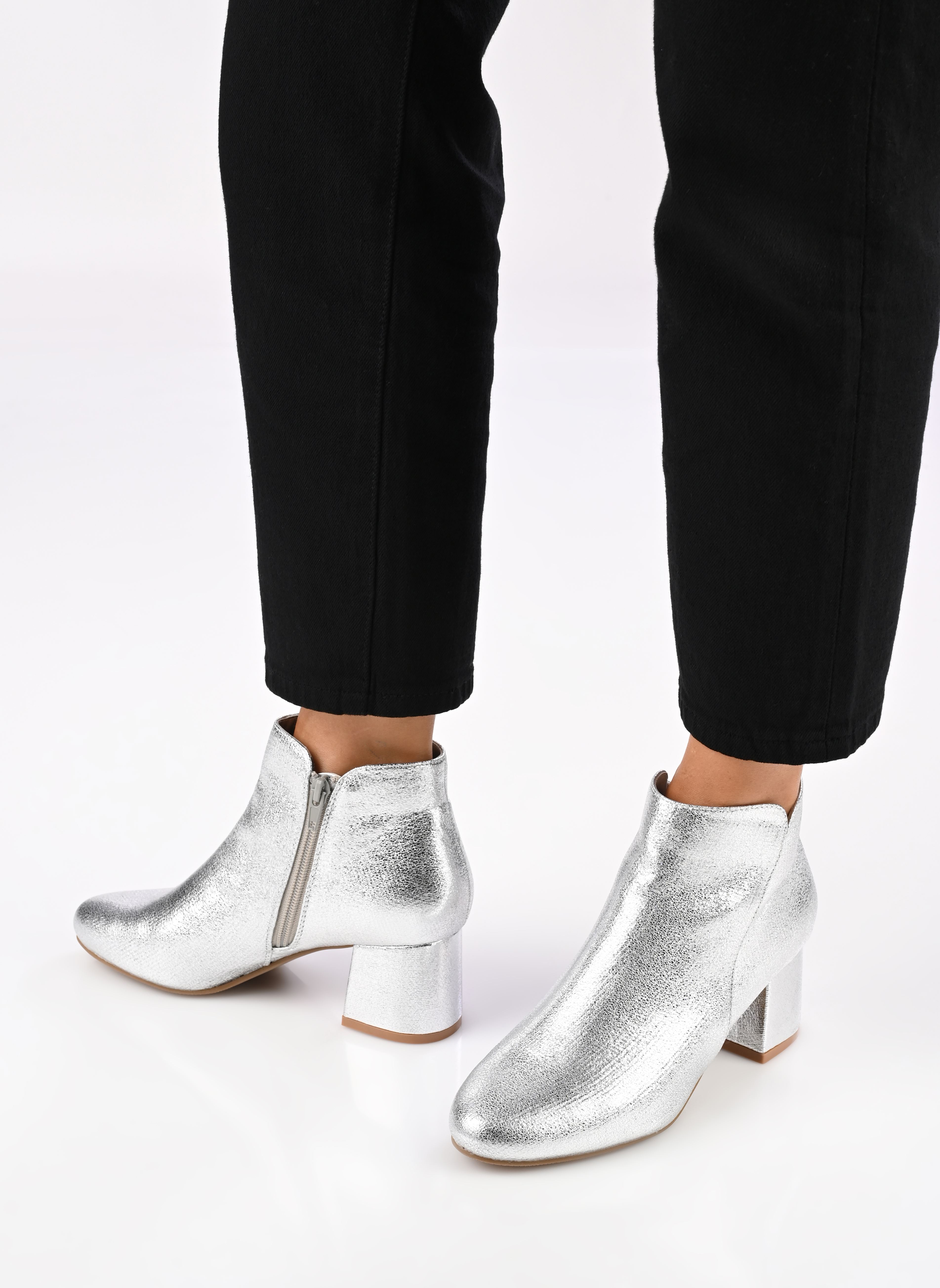 Stiefeletten und Stiefel DARIA damen silber MADE BY Stiefeletten und Stiefel DARIA damen silber ARGENTÉ