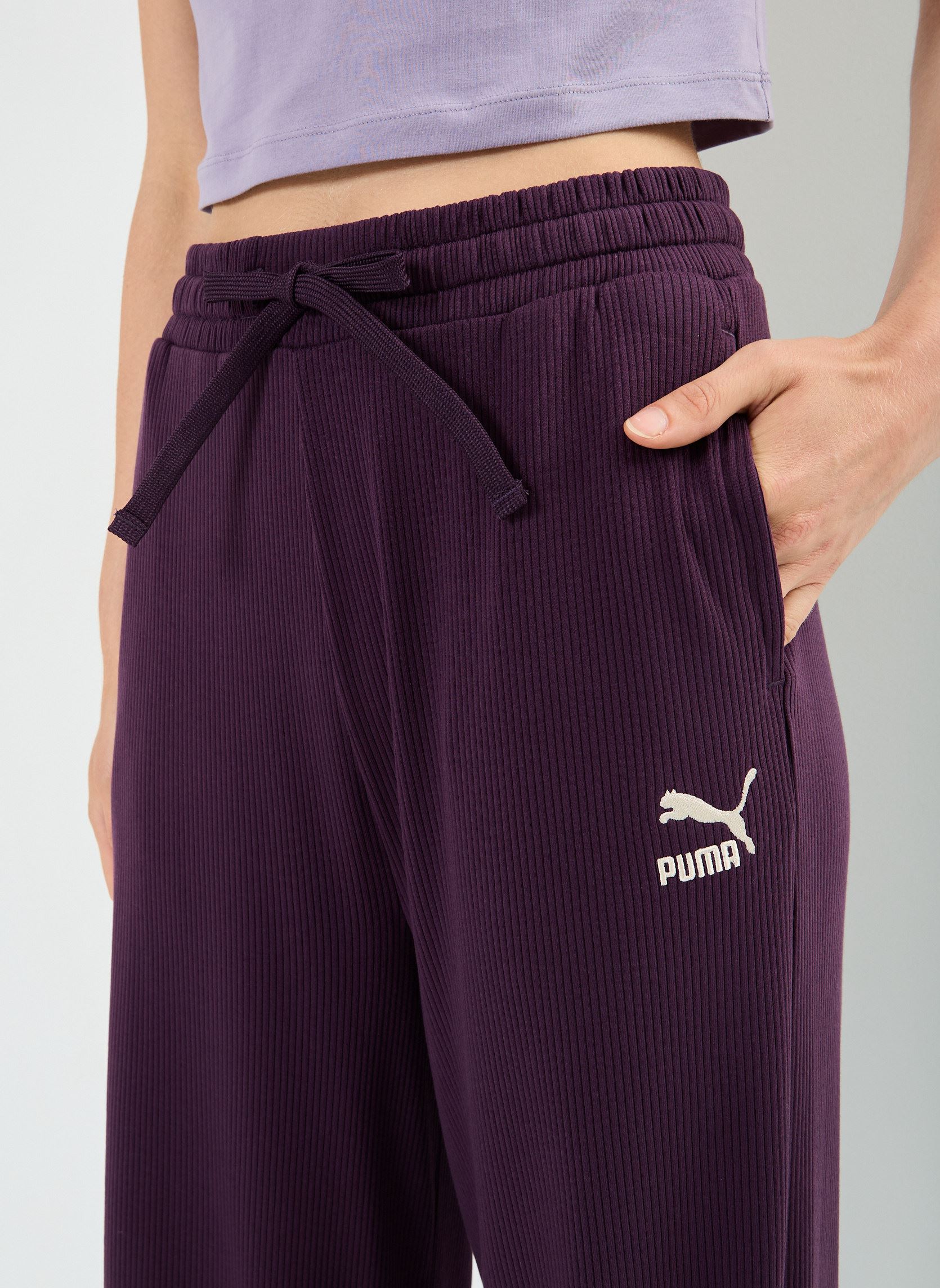 Bas de jogging W Cla Rib Rlx Pant femme violet Puma Bas de jogging W Cla Rib Rlx Pant femme violet Midnight Plum
