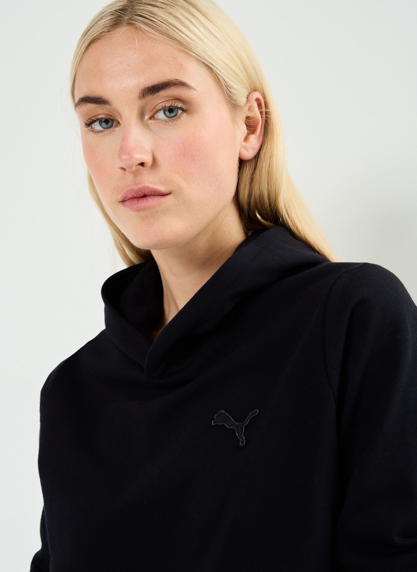Kapuzenpullover W MIF Hoodie.BLK damen schwarz Puma Kapuzenpullover W MIF Hoodie.BLK damen schwarz Black